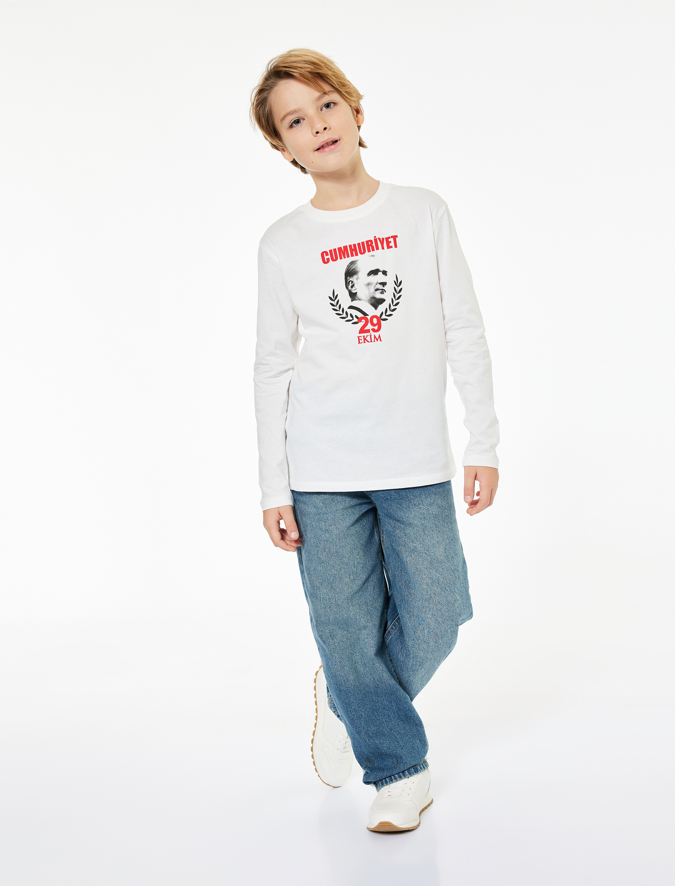  Erkek Çocuk Pamuklu Uzun Kollu Bisiklet Yaka Cumhuriyet ve Atatürk Baskılı Tişört