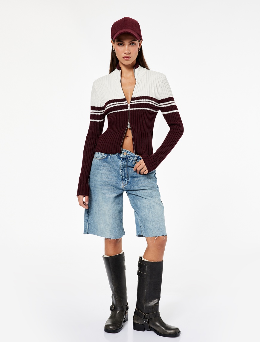 Koton Kadın Dik Yaka Slim Fit Uzun Kollu Çizgili Fermuarlı Triko Hırka