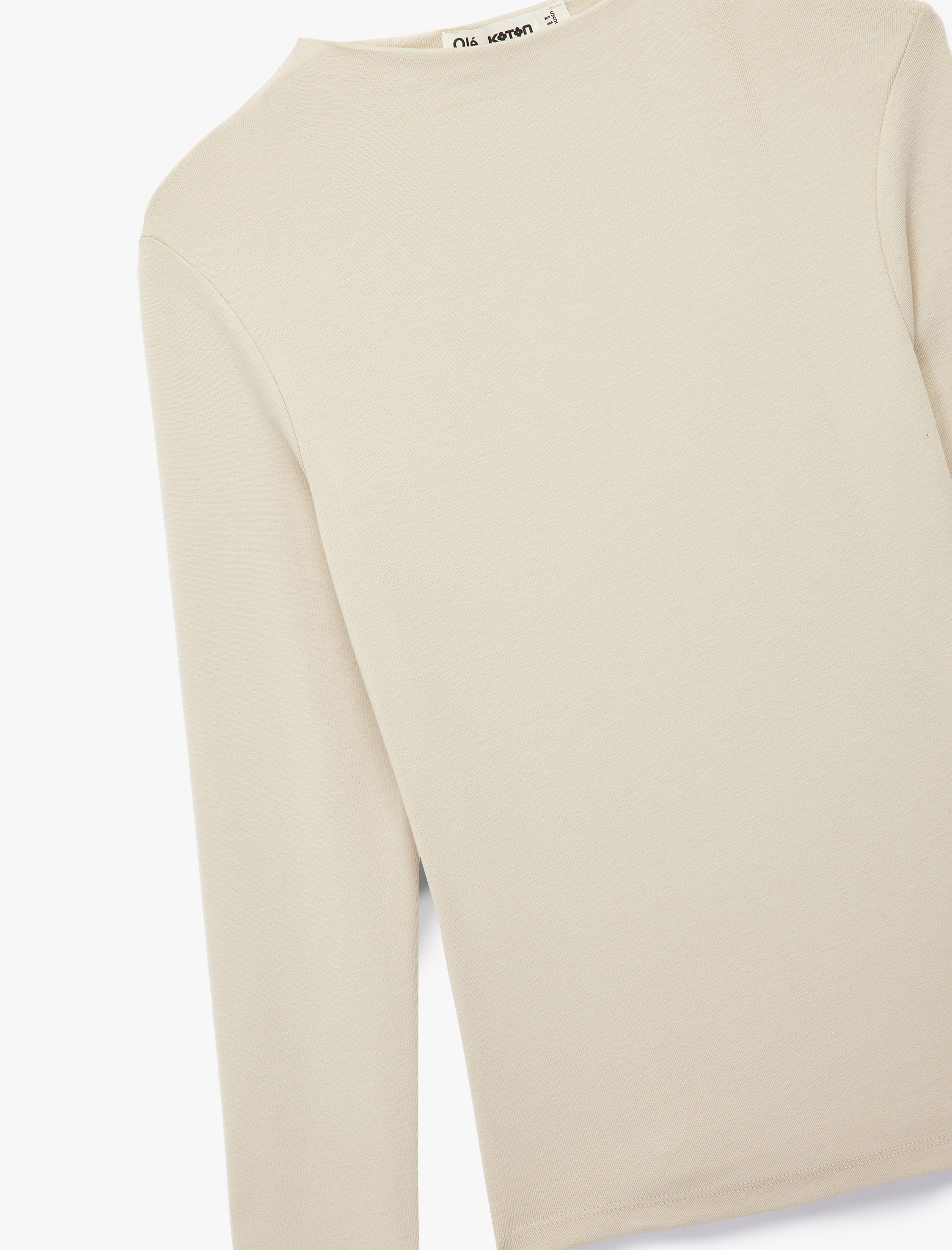   Dik Yaka Slim Fit Modal Karışımlı Basic Uzun Kollu Tişört