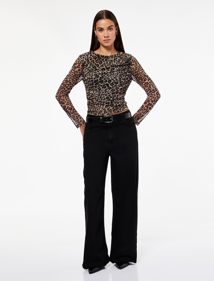  Drape Detaylı Bisiklet Yaka Slim Fit Leopar Desenli Uzun Kollu Tişört