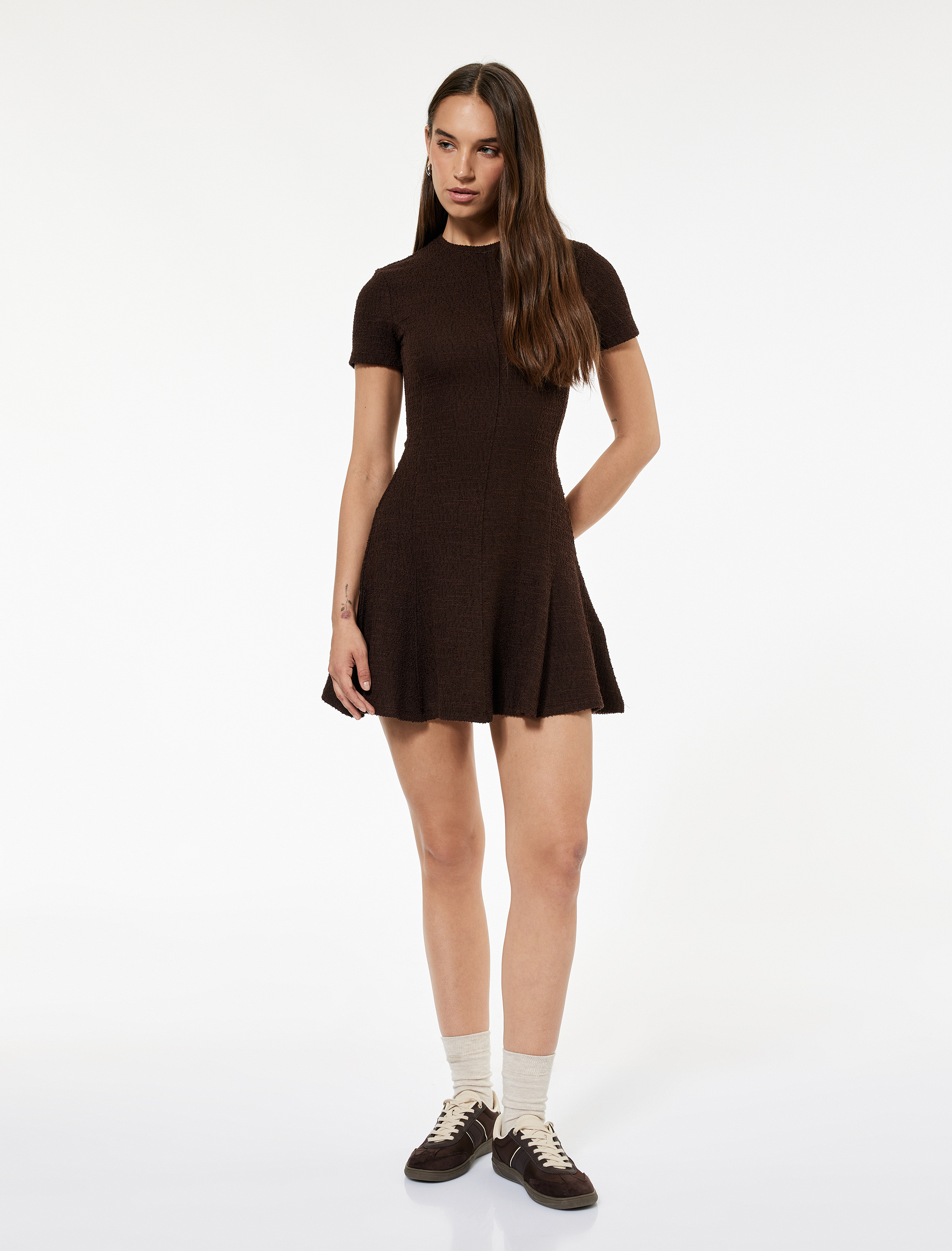   Viskon Karışımlı Kısa Kollu Bisiklet Yaka Mini Elbise