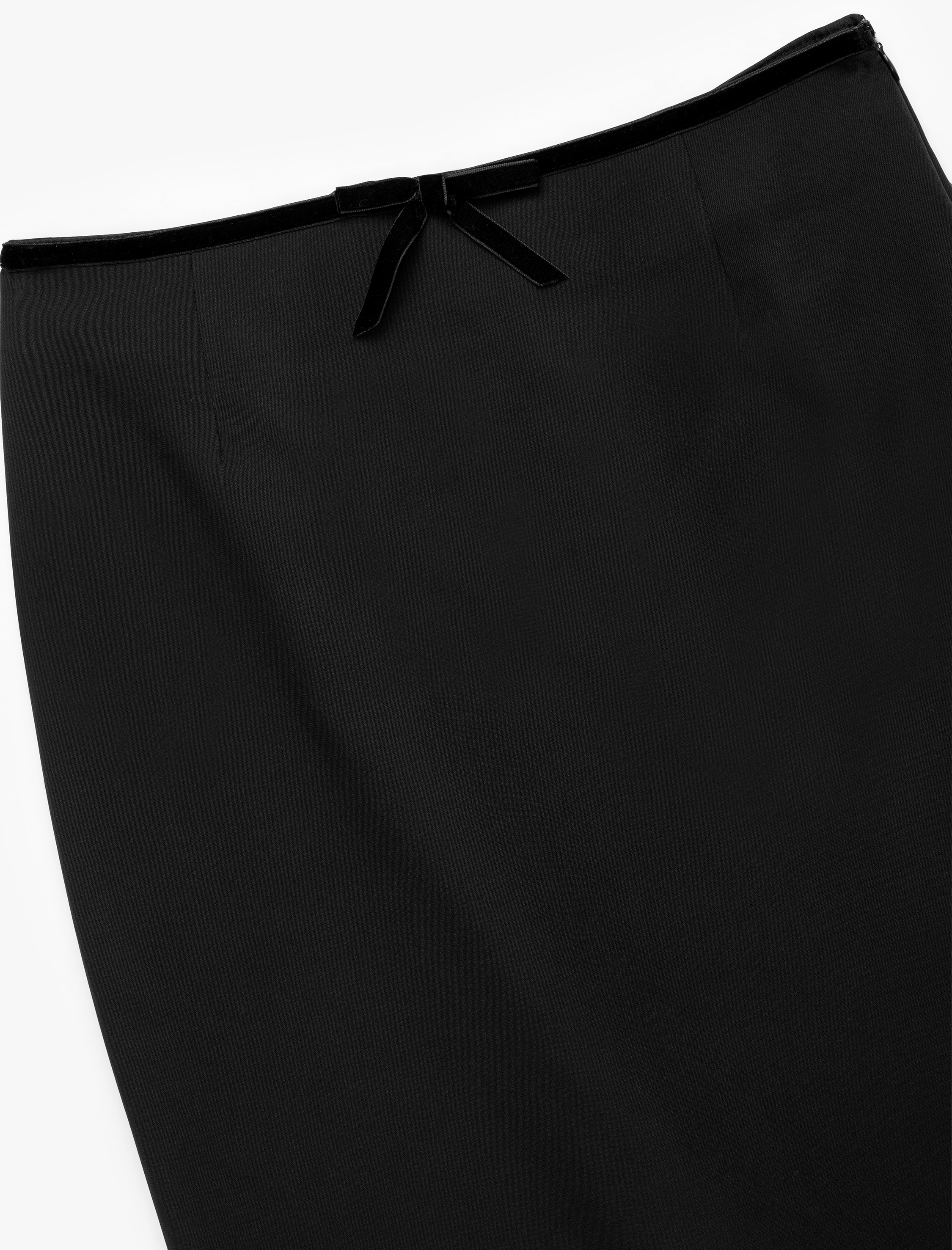   Slim Fit Yırtmaçlı Fiyonk Detaylı Midi Kalem Etek