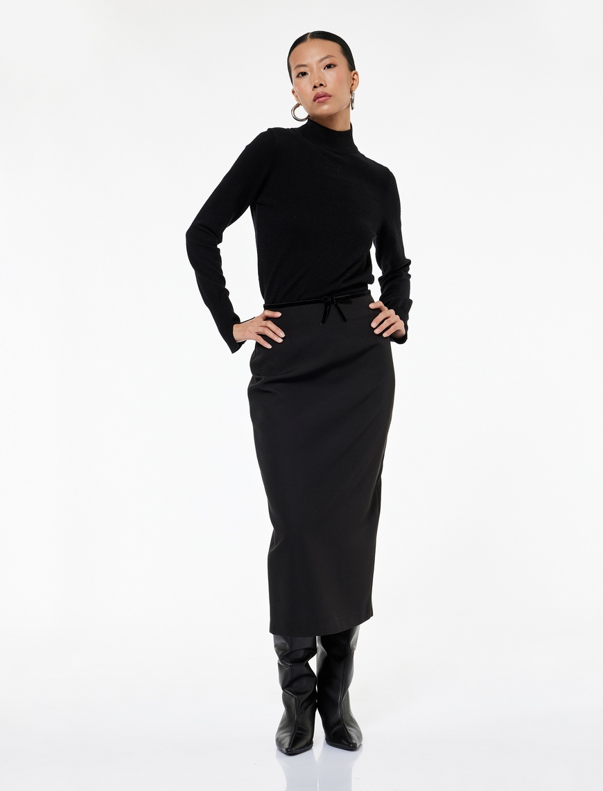   Slim Fit Yırtmaçlı Fiyonk Detaylı Midi Kalem Etek