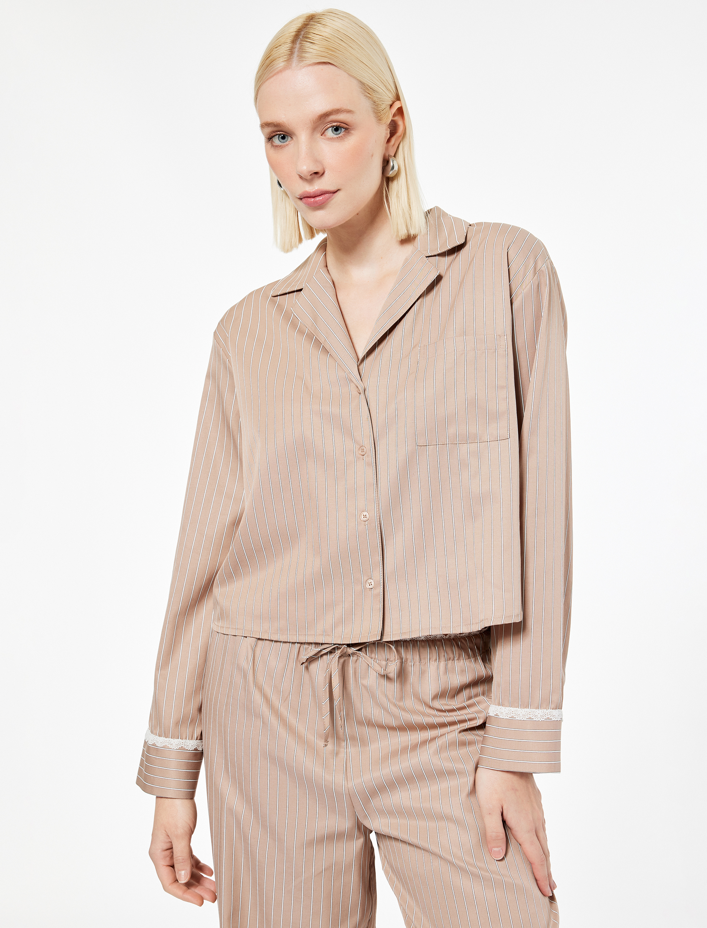   Rahat Kalıp Uzun Kollu Gömlek Yaka Pijama Üstü