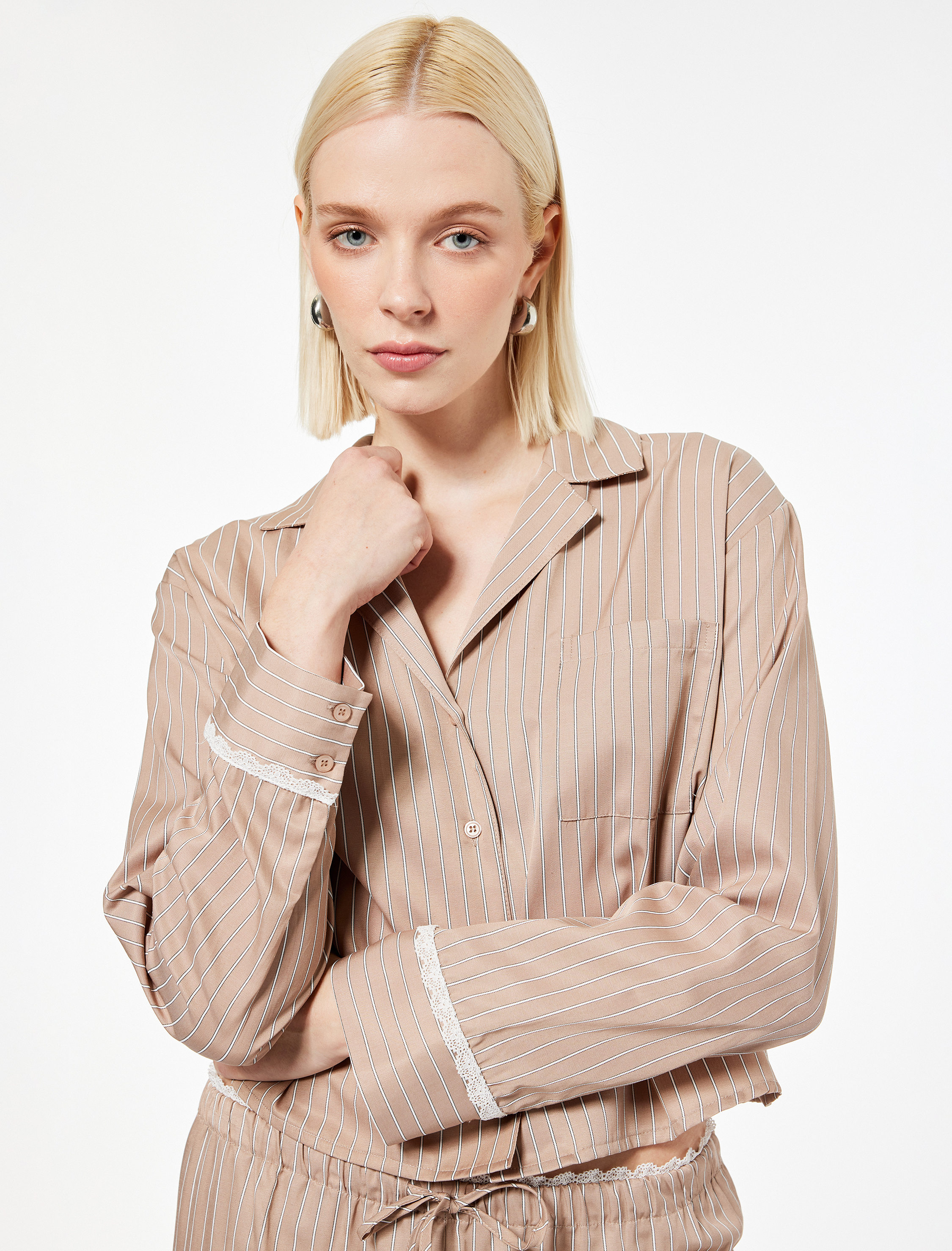   Rahat Kalıp Uzun Kollu Gömlek Yaka Pijama Üstü