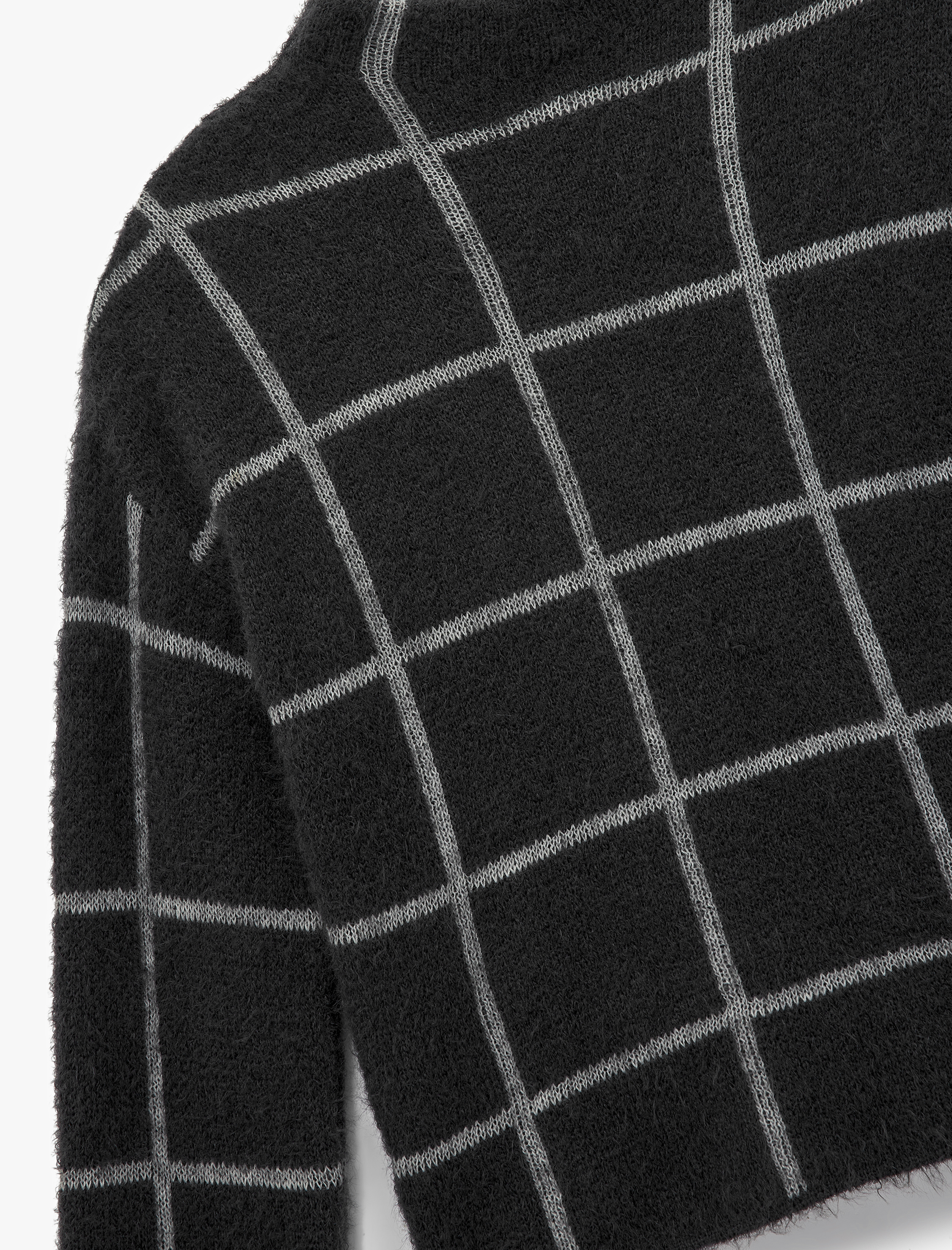   Uzun Kollu Dik Yaka Kareli Triko Peluş Kazak