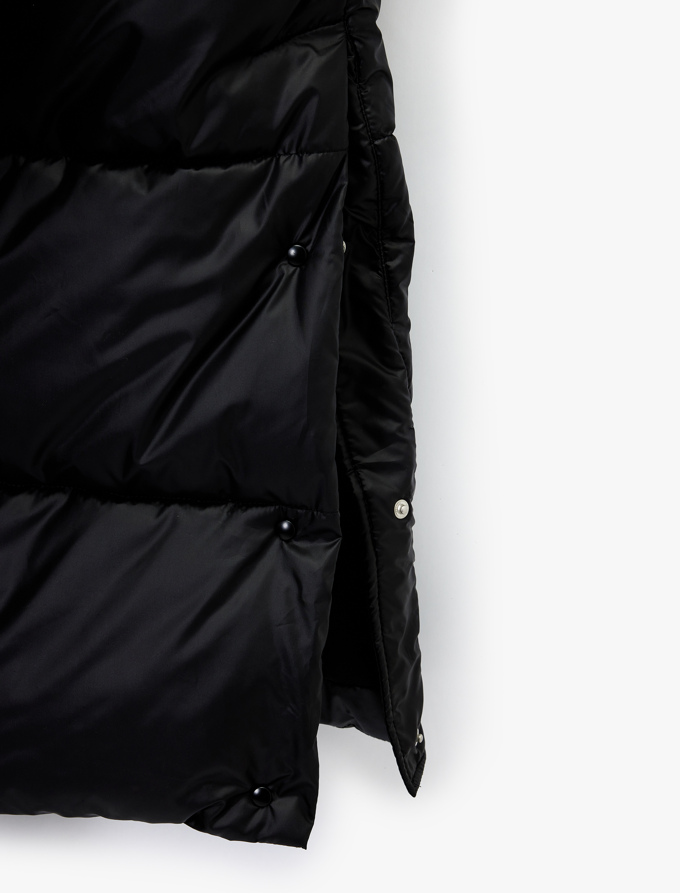   Fermuarlı Çıkarılabilir Kapüşonlu Uzun Kollu Oversize Uzun Şişme Mont