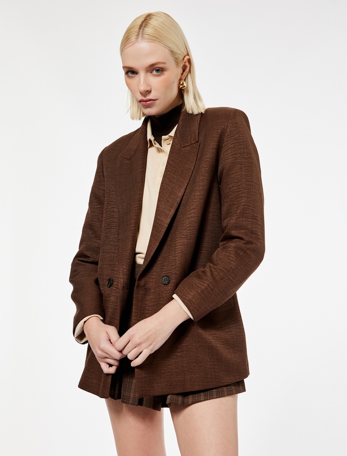  3/4 Kollu Düğmeli Cep Detaylı Kruvaze Yaka Blazer Ceket