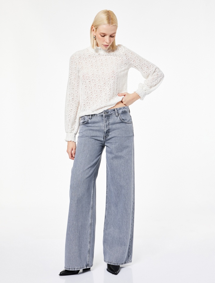  Yarı Transparan Uzun Kollu Fırfırlı Dik Yaka Dantelli Bluz