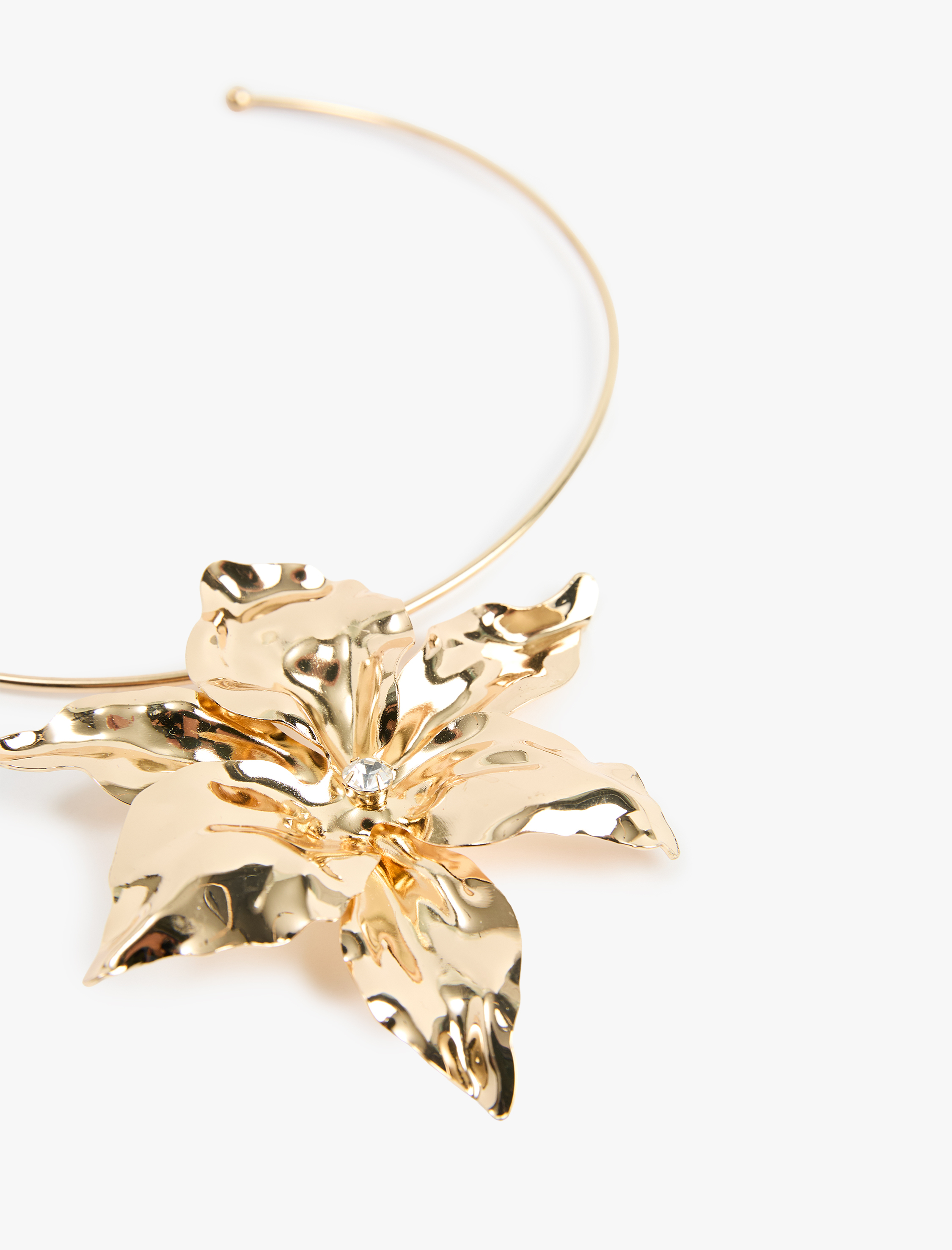  Kadın Taş Detaylı Çiçekli Choker Kolye - Koton X Sibil Çetinkaya