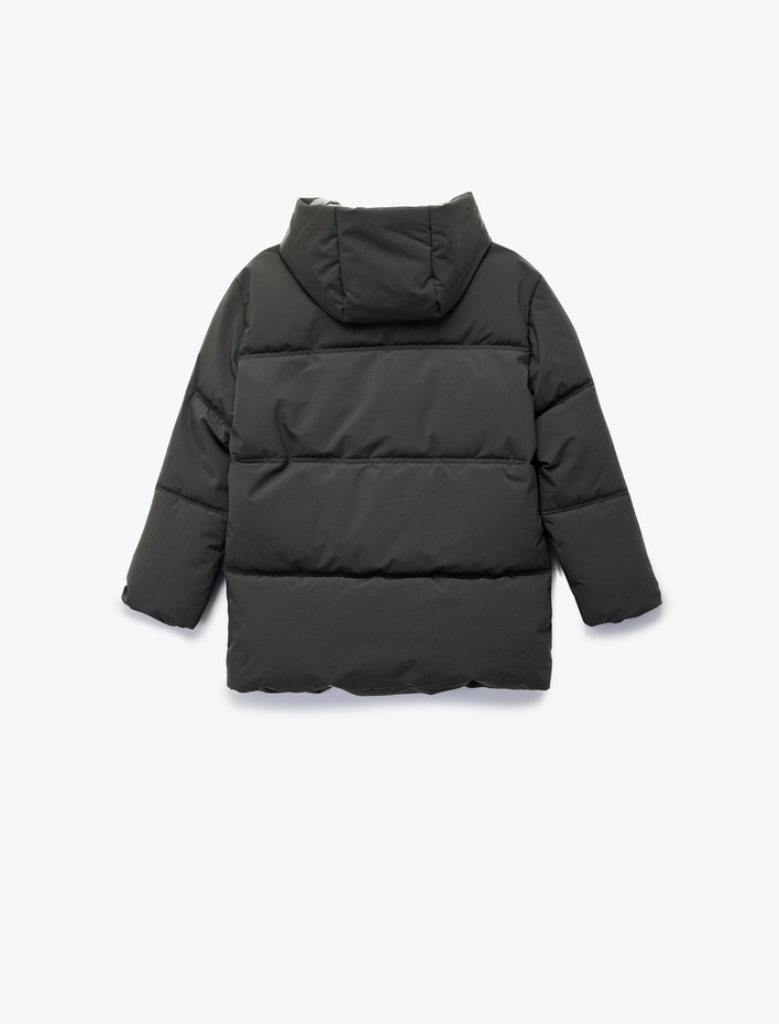 Erkek Çocuk Cep Detaylı Uzun Kollu Su İtici Kapşonlu Mont