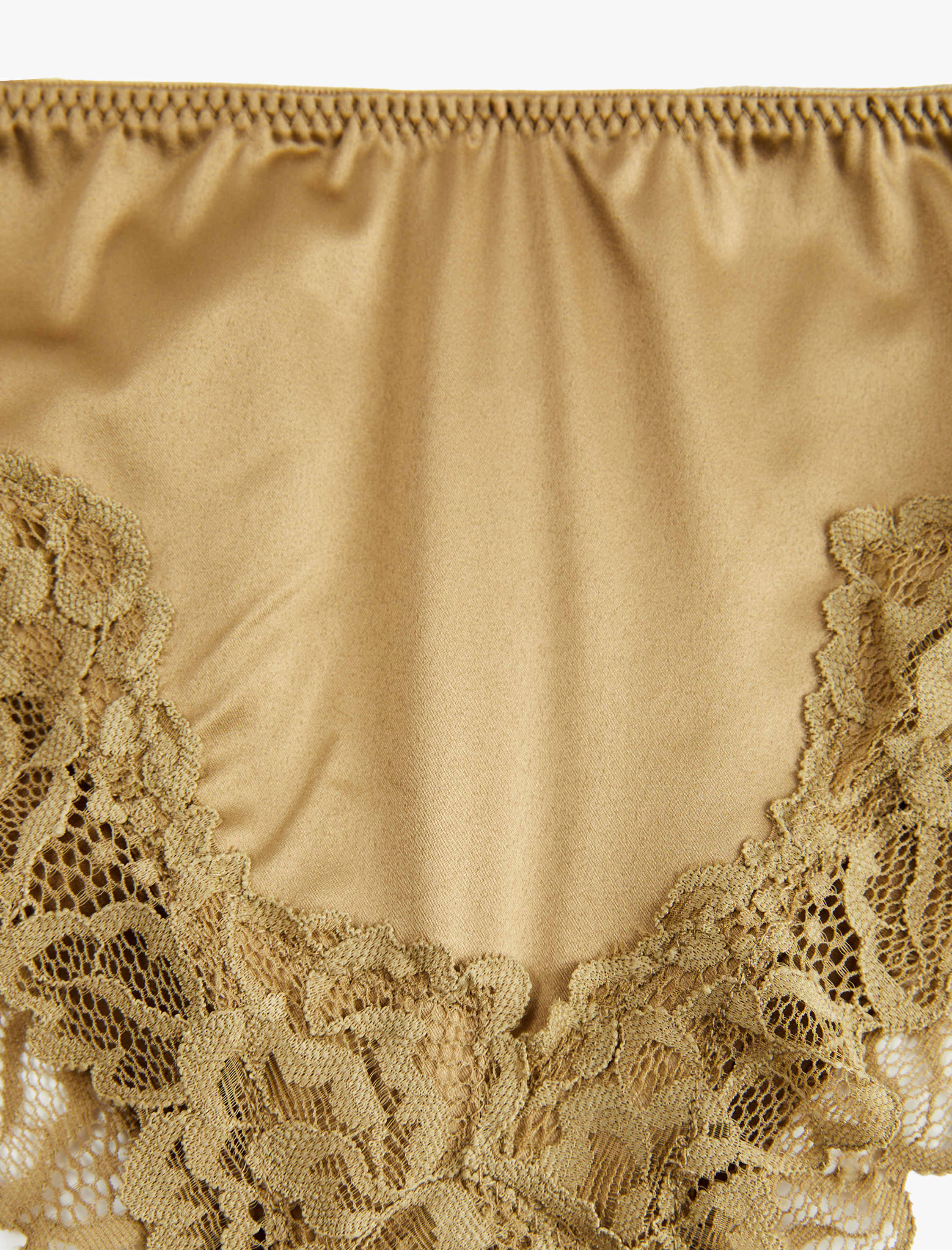 Dantel Detaylı Rahat Kalıp Brazilian Külot