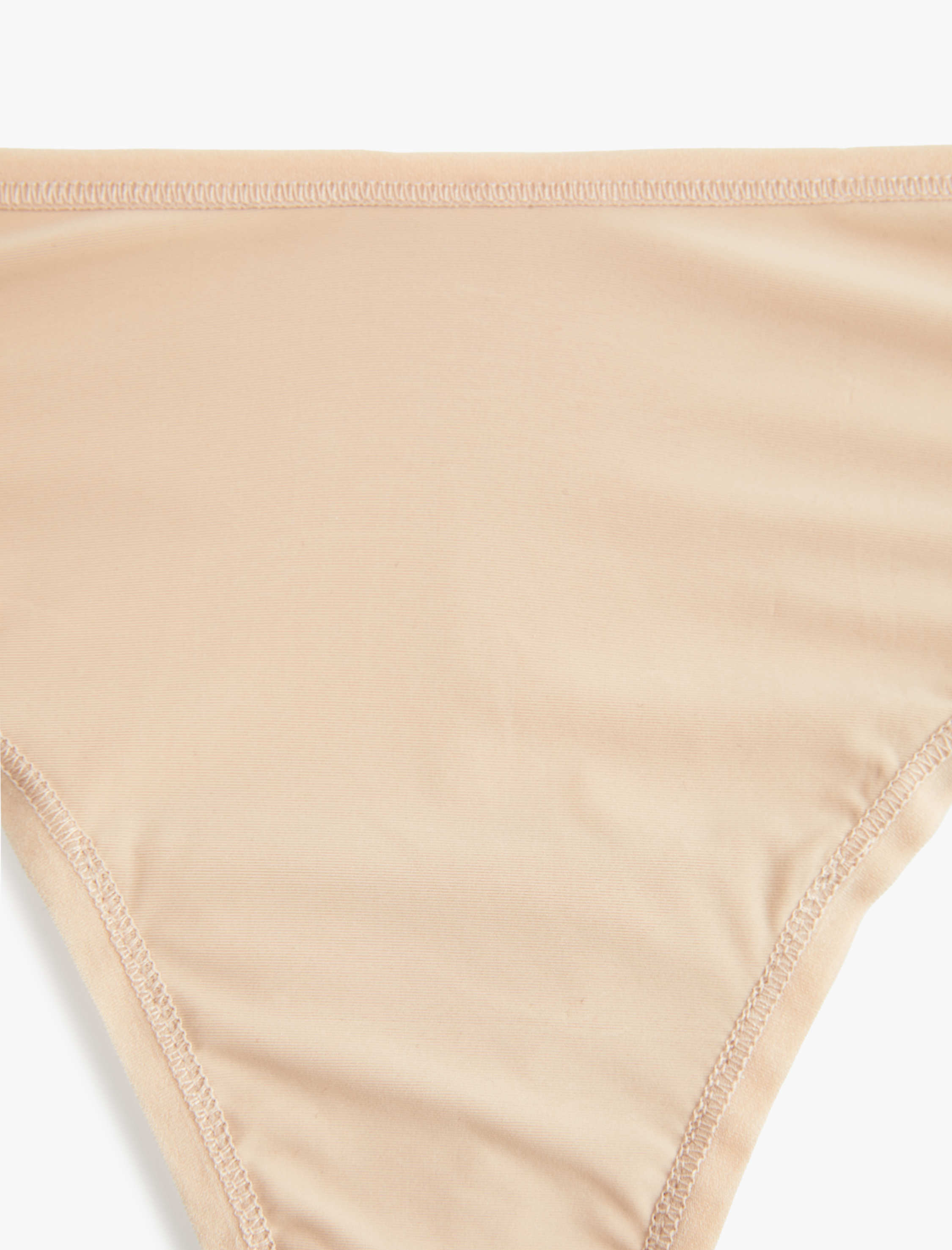   Rahat Kalıp Basic String Külot