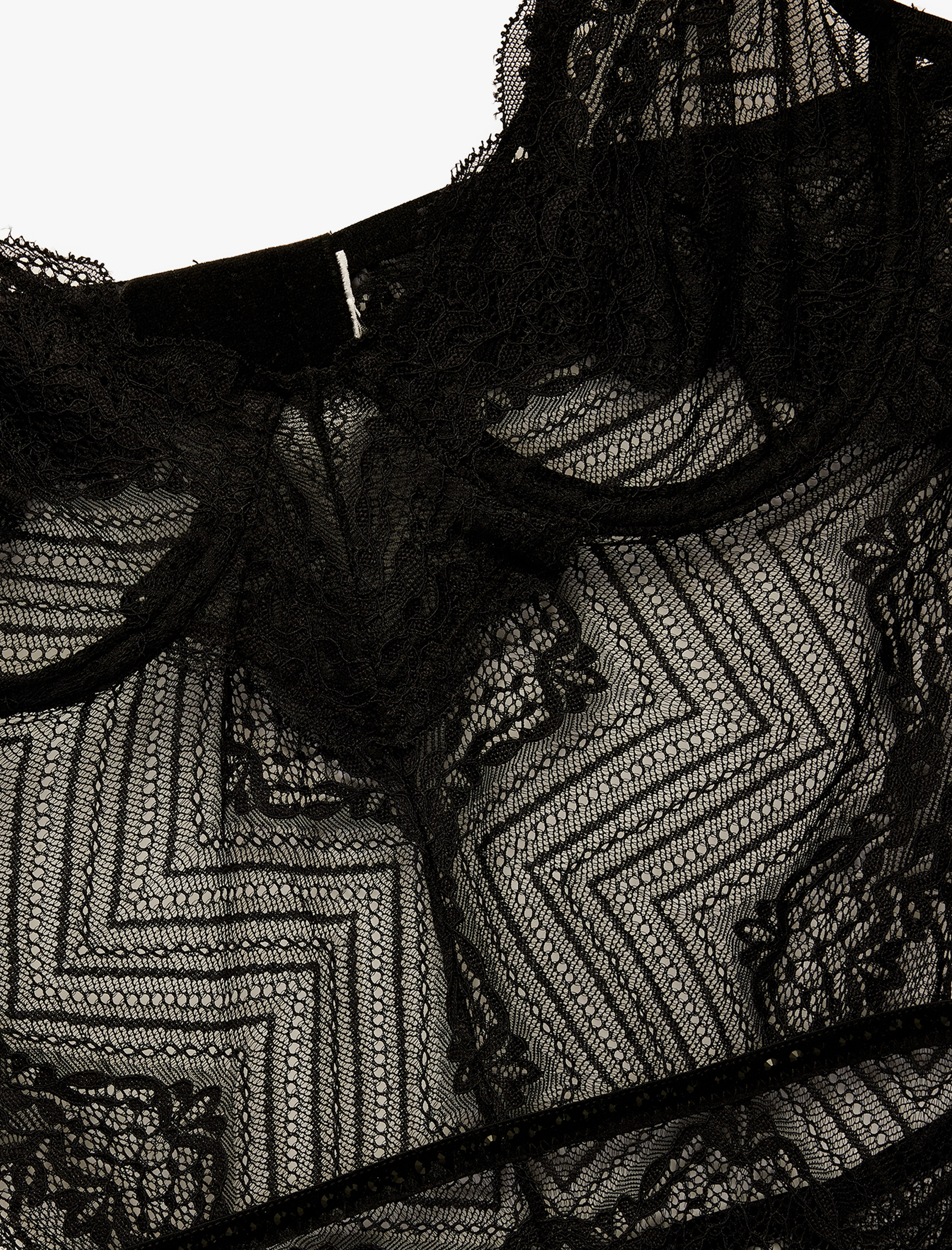 V Yaka Askılı Dantelli Bodysuit