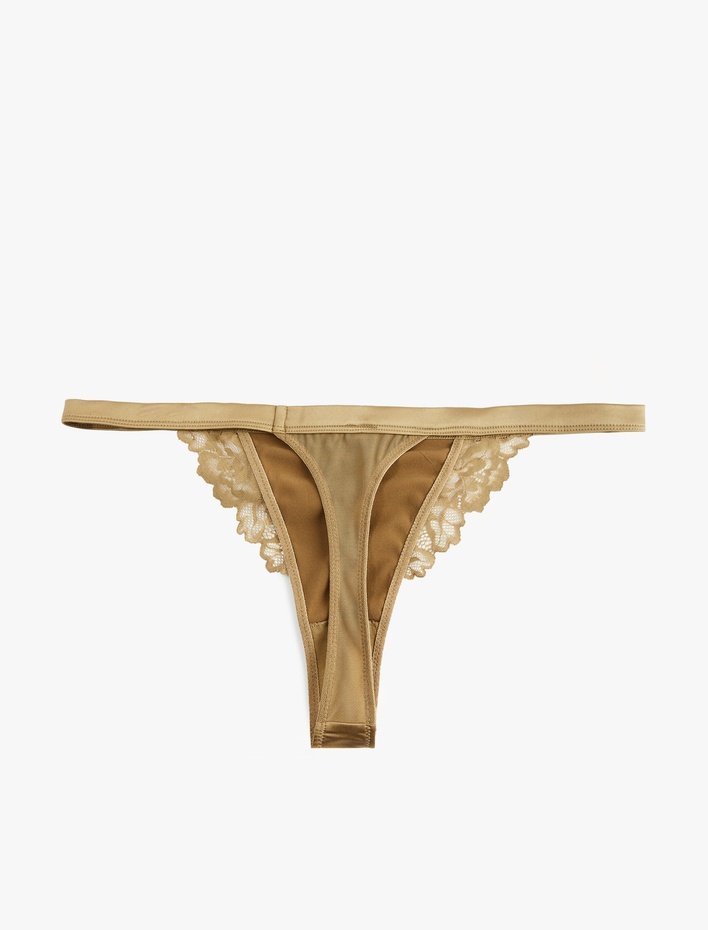  Dantel Detaylı String Külot