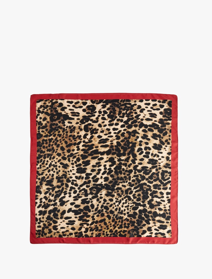 Kadın Leopar Desenli Saten Kare Şal