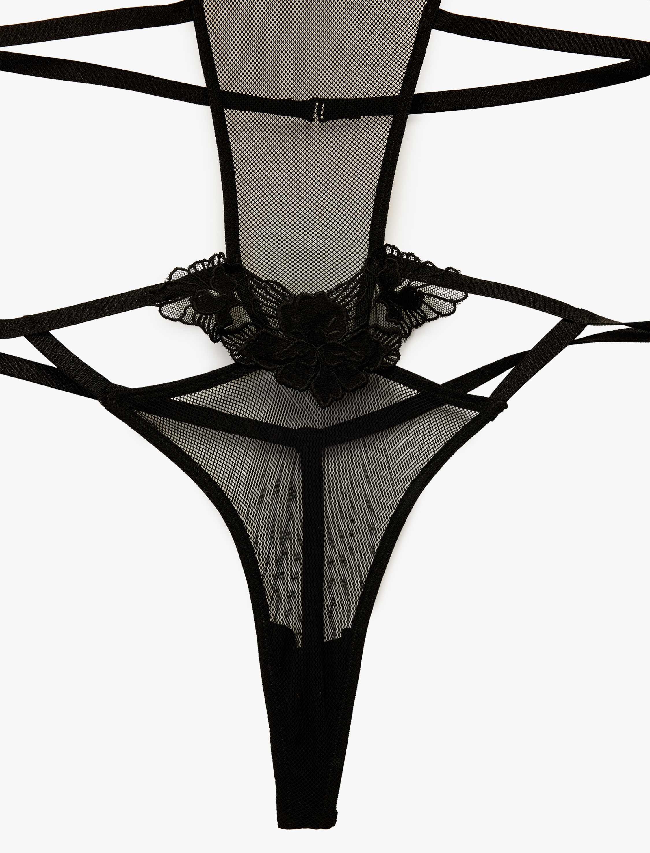 Rahat Kalıp V Yaka Askılı Çiçek Detaylı Dantelli Bodysuit