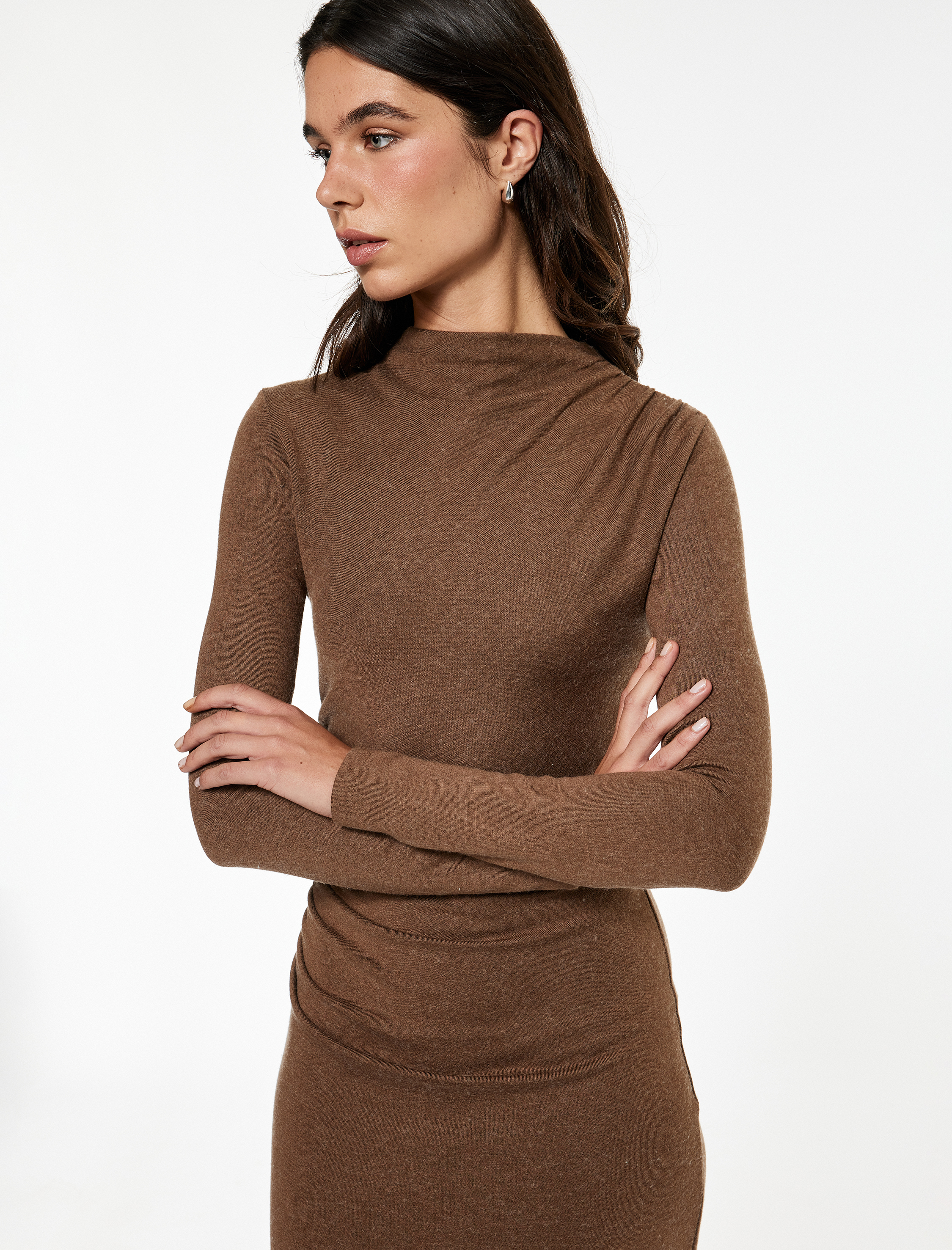   Koton X Sibil Çetinkaya - Uzun Kollu Dik Yaka Drape Detaylı Slim Fit Midi Boy Kalem Elbise