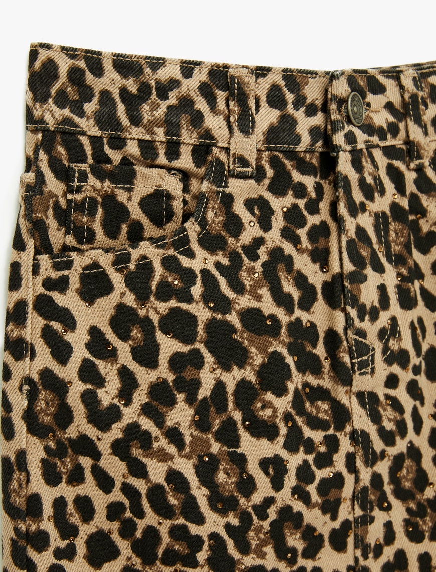  Kız Çocuk Leopar Desenli Taş Detaylı Pamuklu Denim Etek