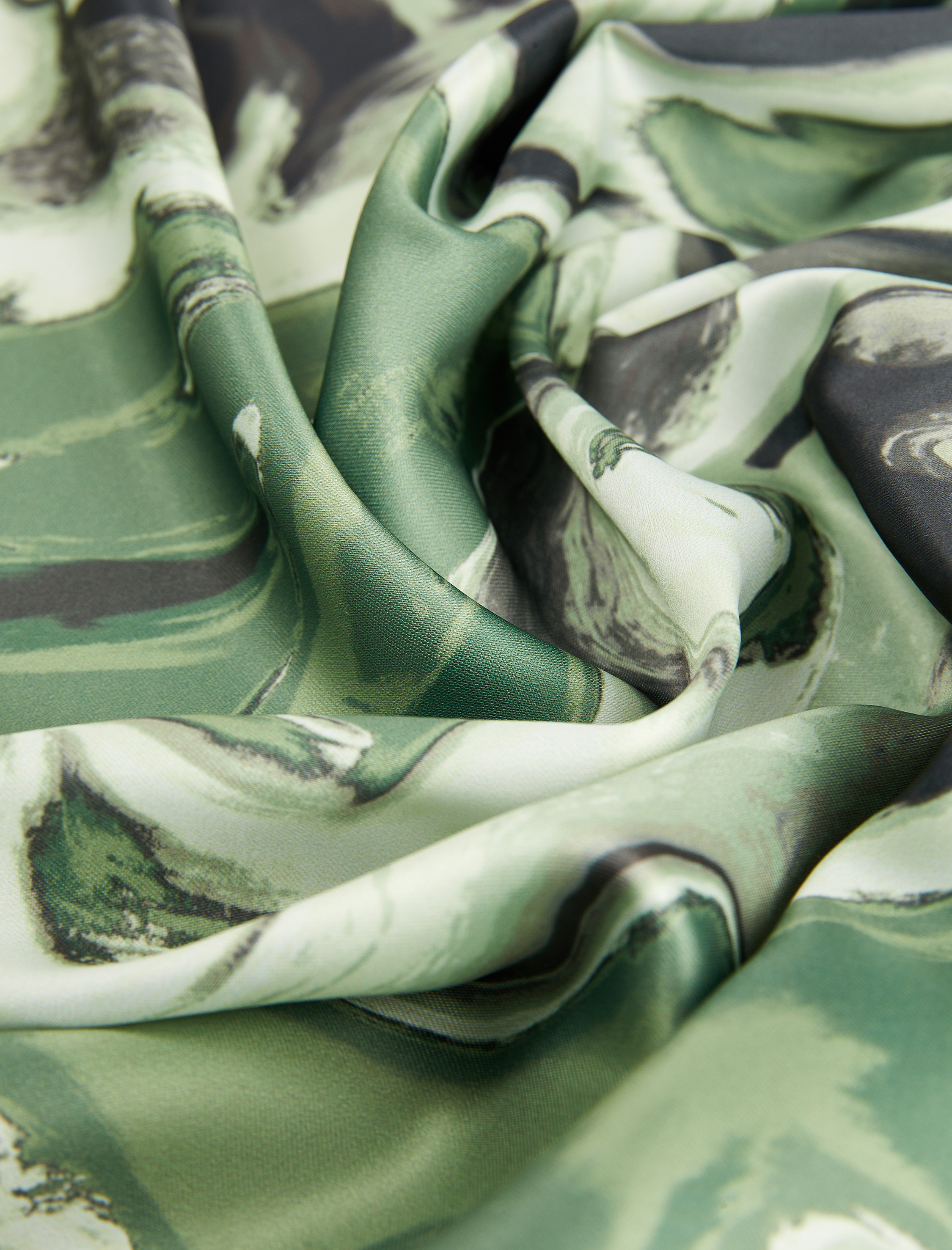  Kadın Soyut Desenli Saten Kare Şal