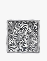 Zebra Desenli Saten Kare Şal