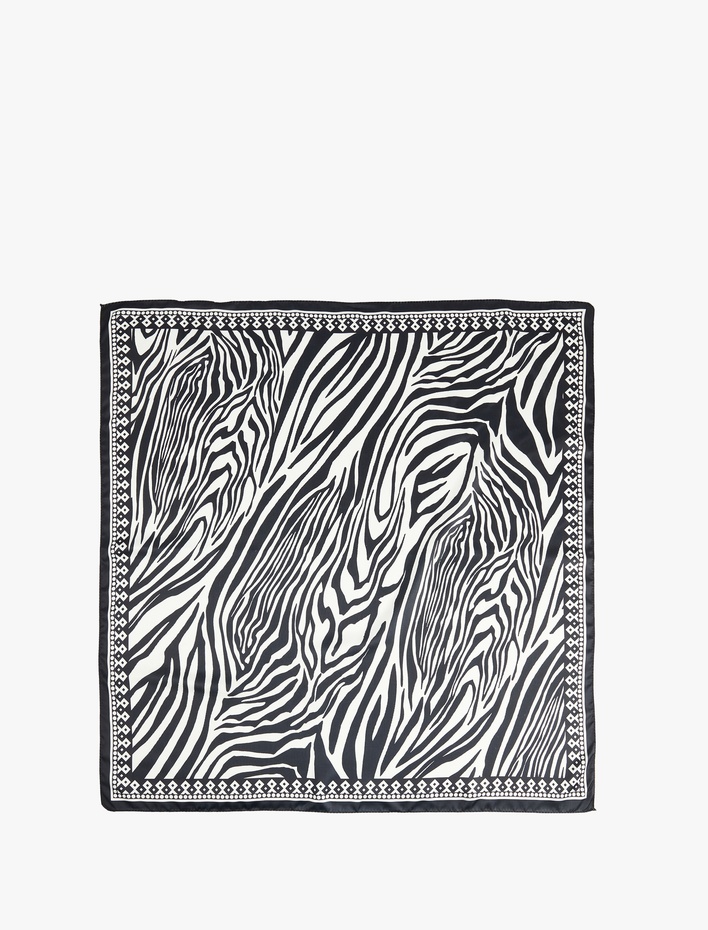 Kadın Zebra Desenli Saten Kare Şal