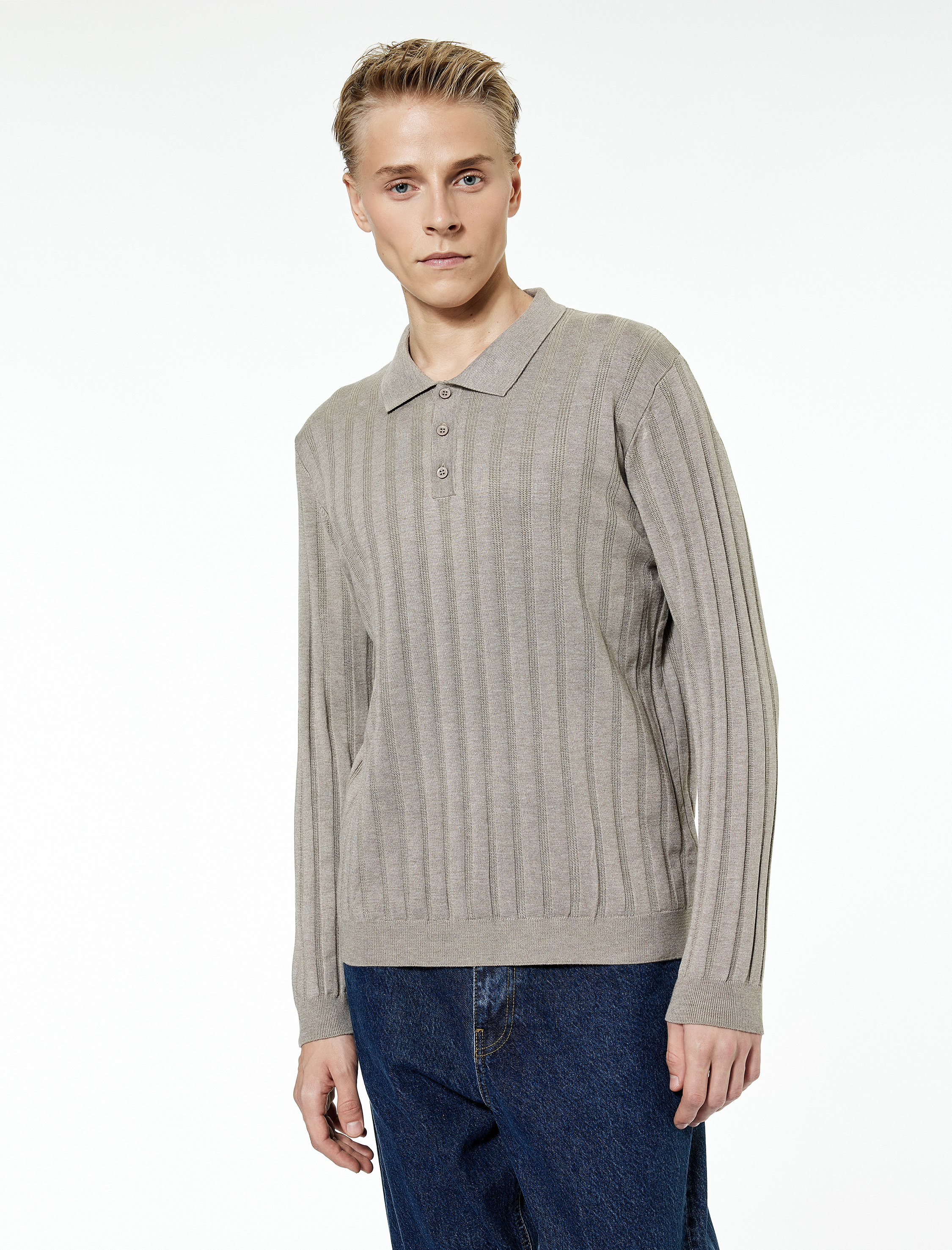 Polo Yaka Düğme Detaylı Uzun Kollu Triko Kazak