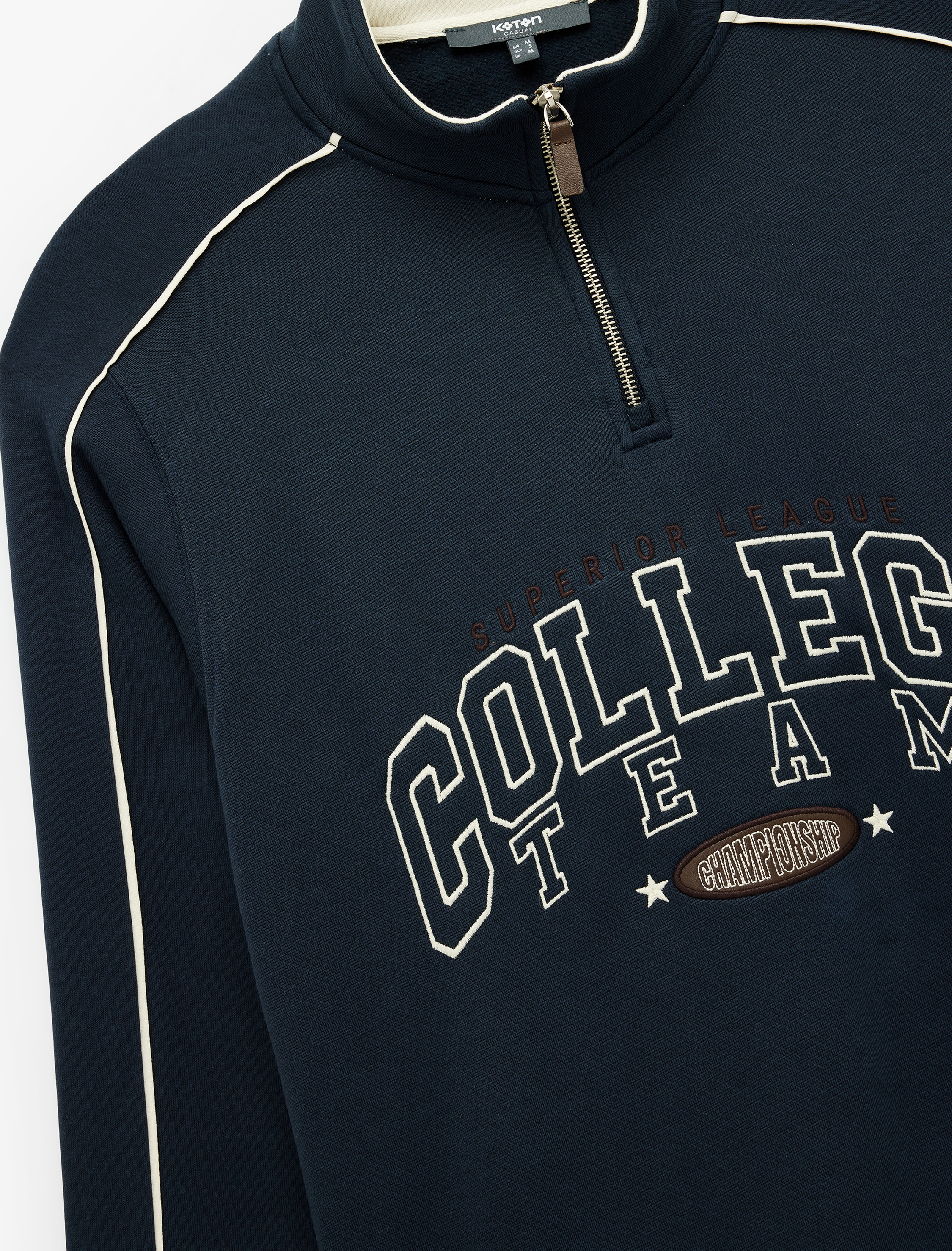   Uzun Kollu Kolej Nakışlı Renk Kontrastlı Şardonlu Yarım Fermuarlı Sweatshirt