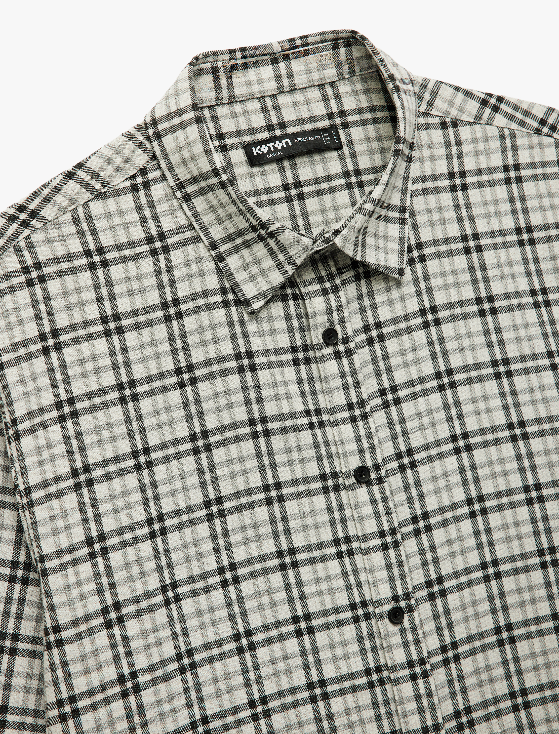   Regular Fit Uzun Kollu Düğmeli Klasik Yaka Kareli Gömlek