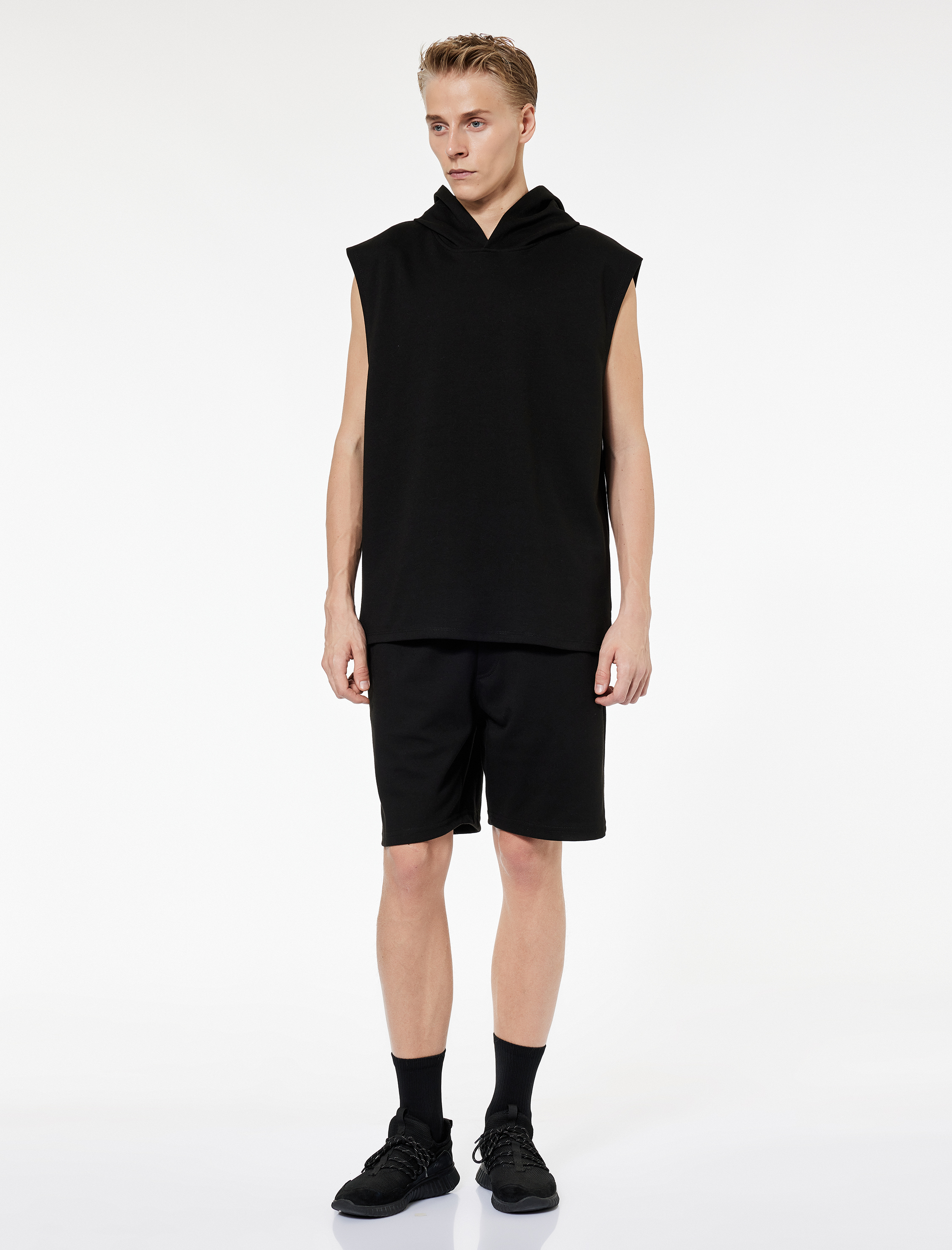   Pamuk Karışımlı Kapşonlu Oversize Spor Kolsuz Tişört