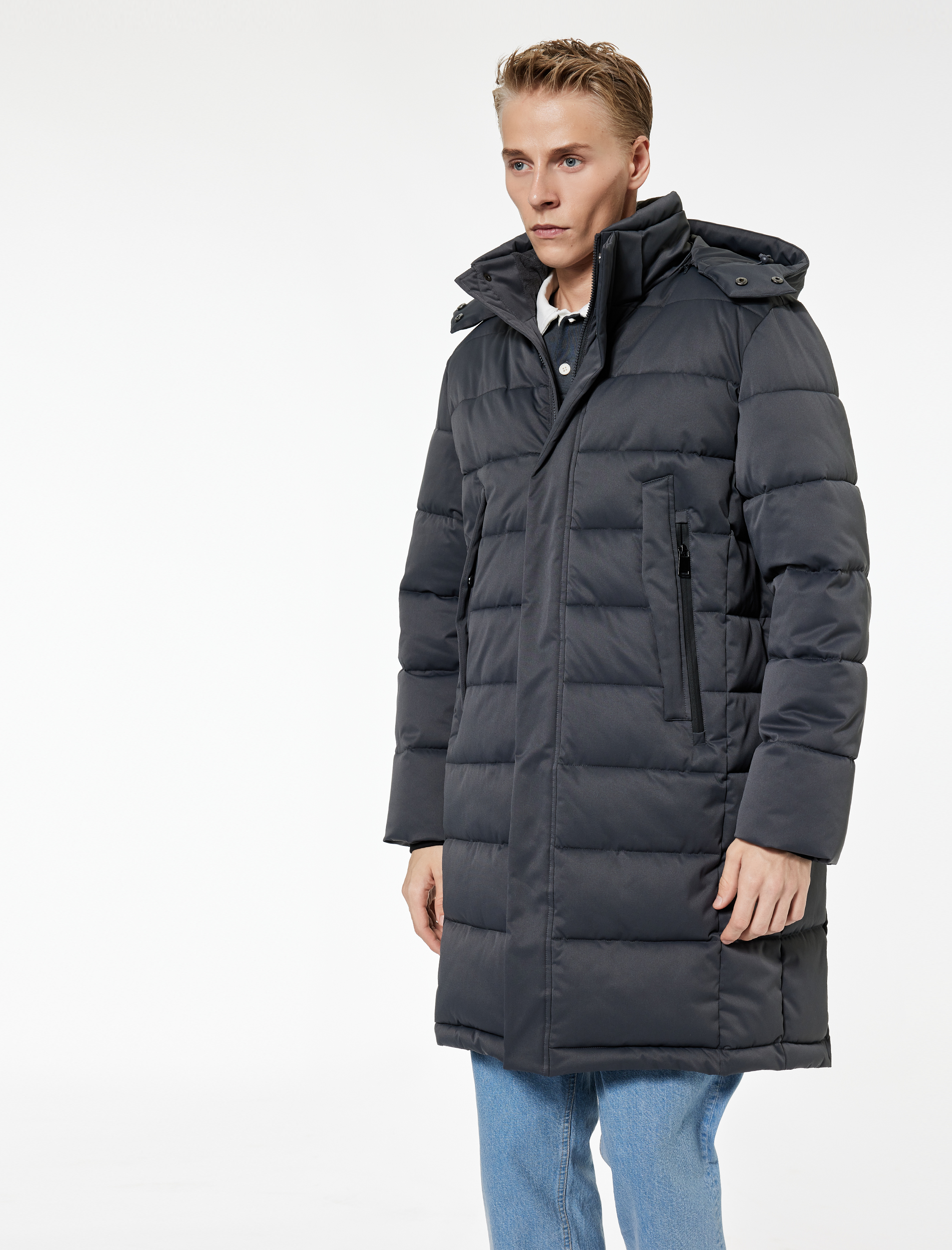   Uzun Kollu Cepli Kapşonlu Uzun Şişme Mont