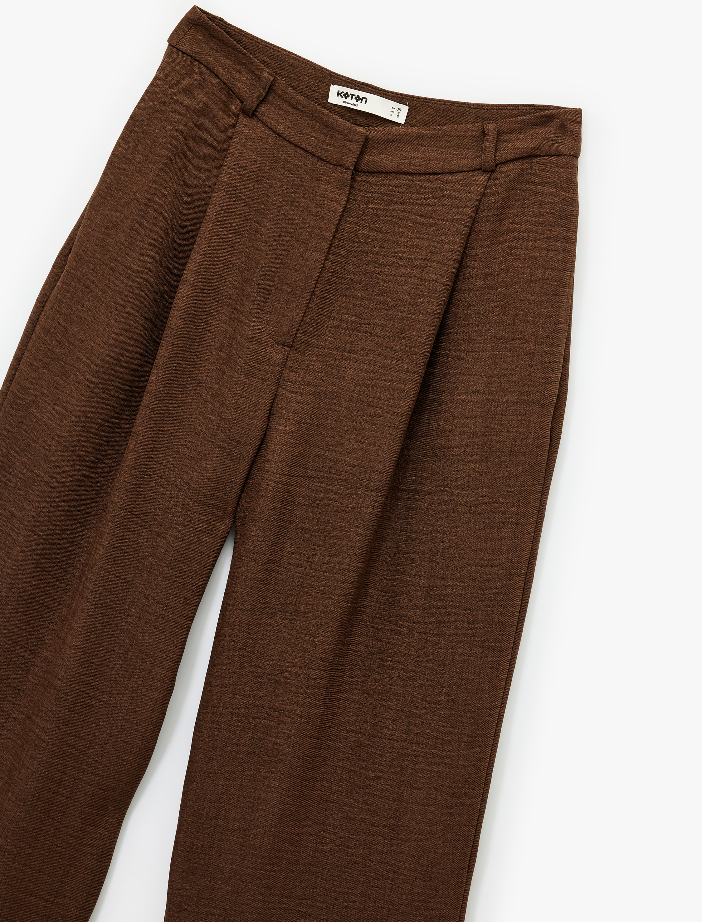   Yüksek Bel Pileli Cep Detaylı Havuç Pantolon