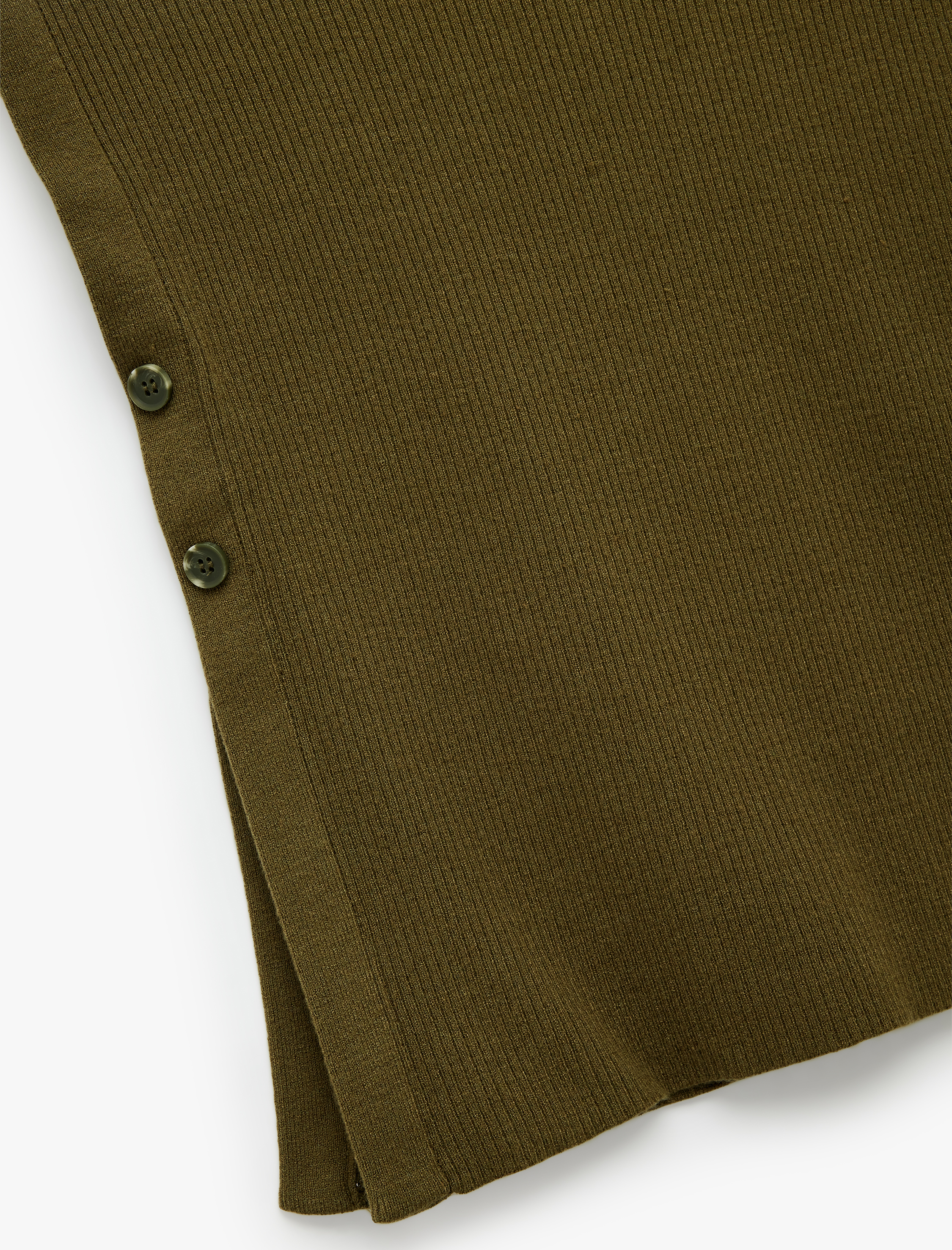   Koton X Sima Tarkan - Yanları Düğme Detaylı Balıkçı Yaka Triko Süveter