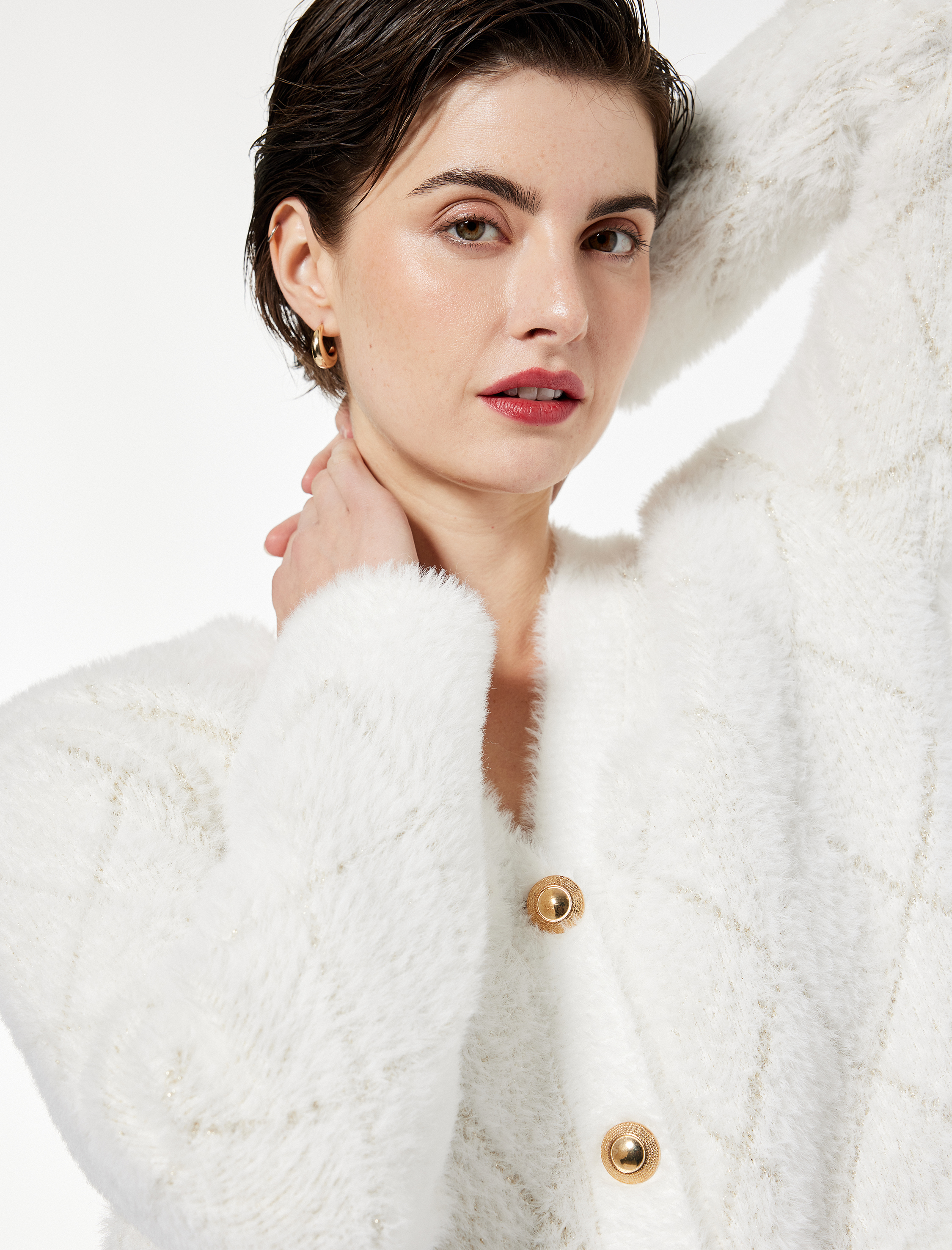 Düğmeli V Yaka Uzun Kollu Parıltılı Baklava Desenli Triko Peluş Hırka