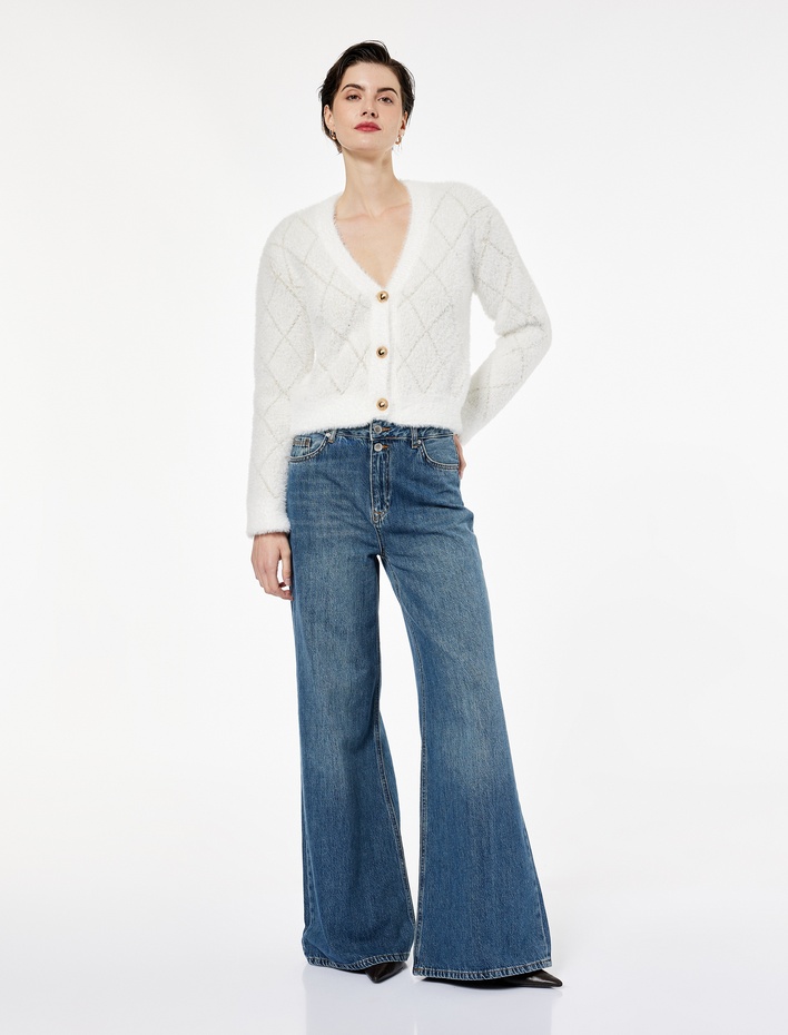  Düğmeli V Yaka Uzun Kollu Parıltılı Baklava Desenli Triko Peluş Hırka