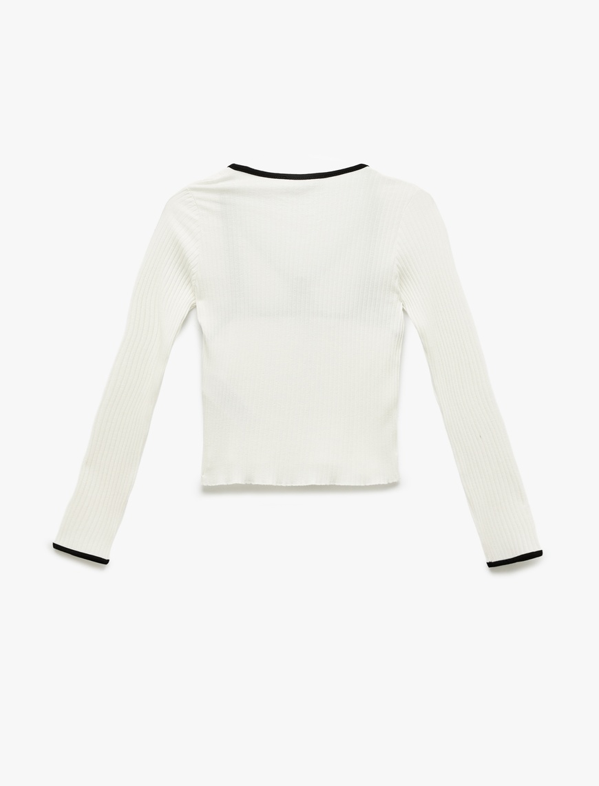   Slim Fit Uzun Kollu Bağlamalı Yaka Fiyonklu Tişört