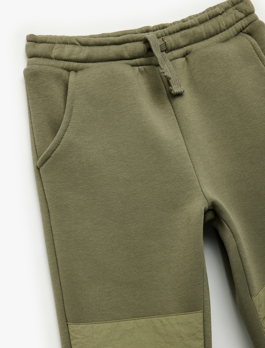  Erkek Çocuk Beli Bağcıklı Cep Detaylı Jogger Eşofman Altı