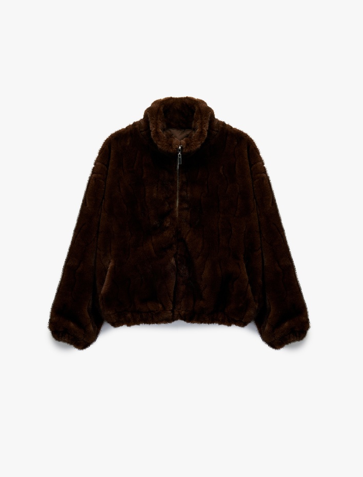  Koton X Sibil Çetinkaya - Suni Kürk Mont Uzun Kollu Dik Yaka Fermuarlı