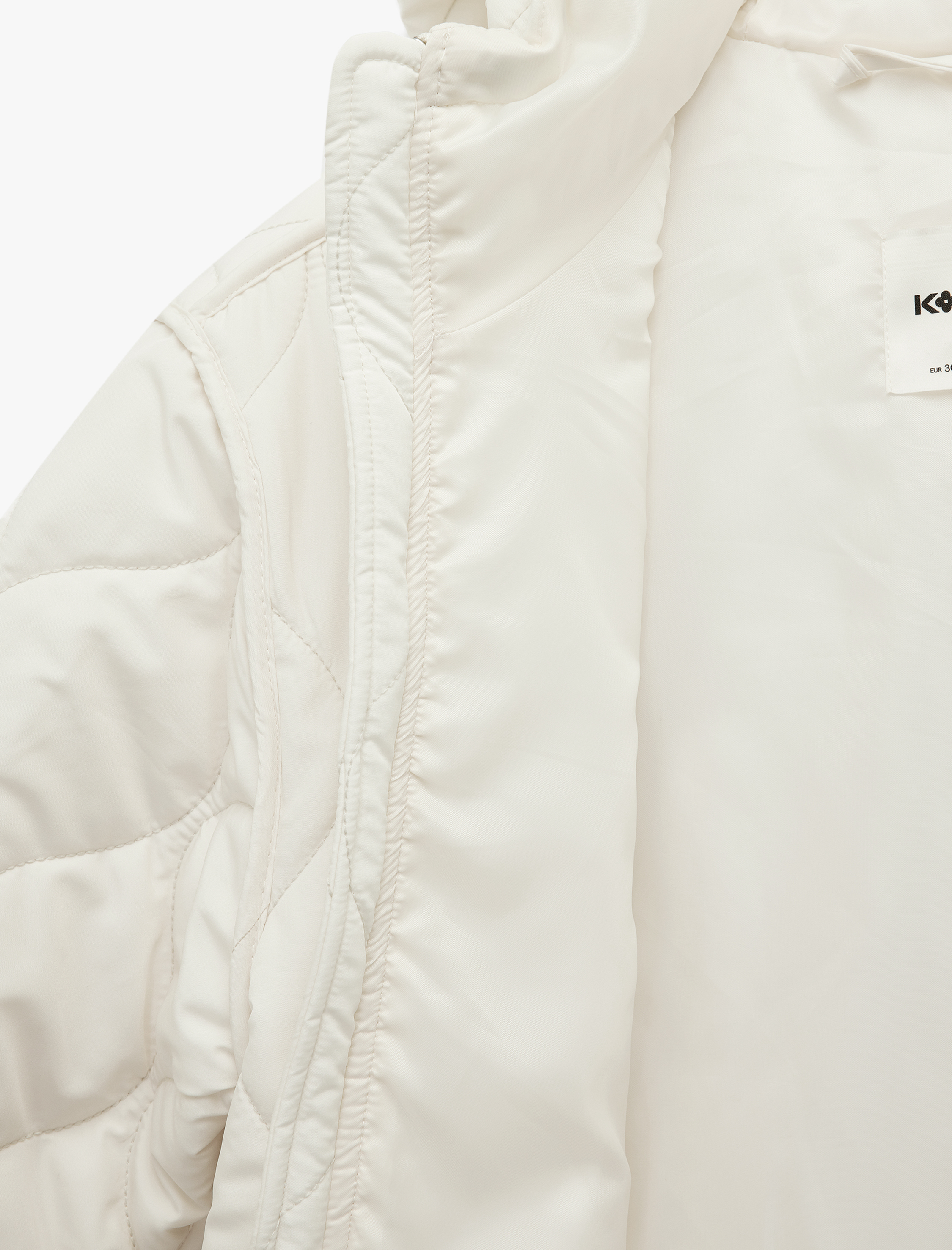   Uzun Kollu Cepli Fermuarlı Kapüşonlu Kapitone Mont