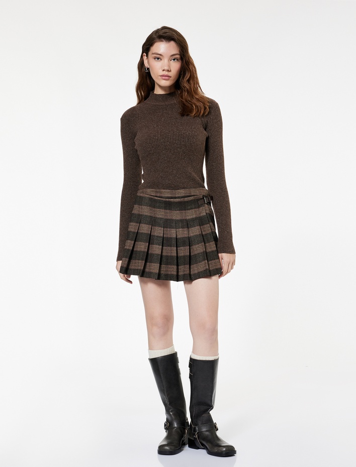  Koton X Sima Tarkan - Hafif Dik Yaka Uzun Kollu Triko Kazak