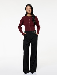 Koton X Sibil Çetinkaya - Slim Fit Düğmeli Uzun Balon Kollu Bisiklet Yaka Triko Crop Hırka