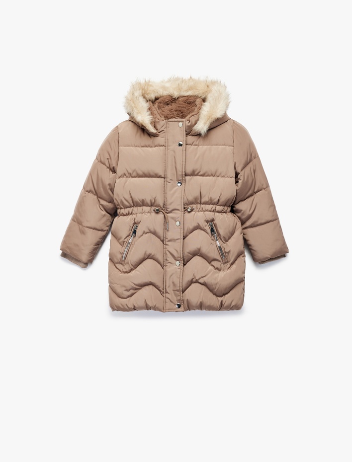 Kız Çocuk Uzun Kollu Peluş Detaylı Kapşonlu Fermuarlı Şişme Mont