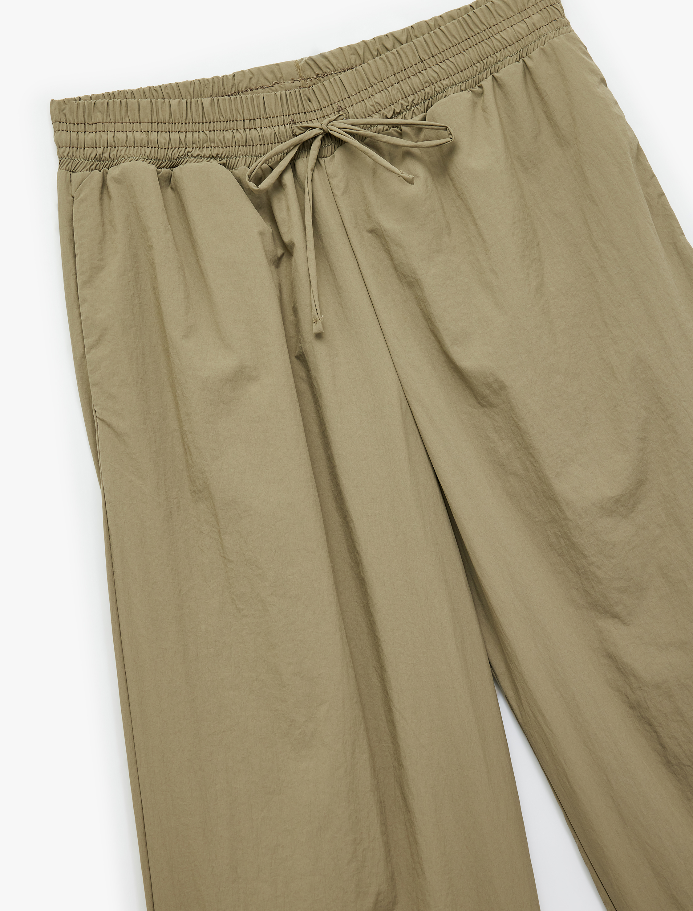   Rahat Kalıp Bağcıklı Yüksek Bel Geniş Paça Spor Eşofman Altı