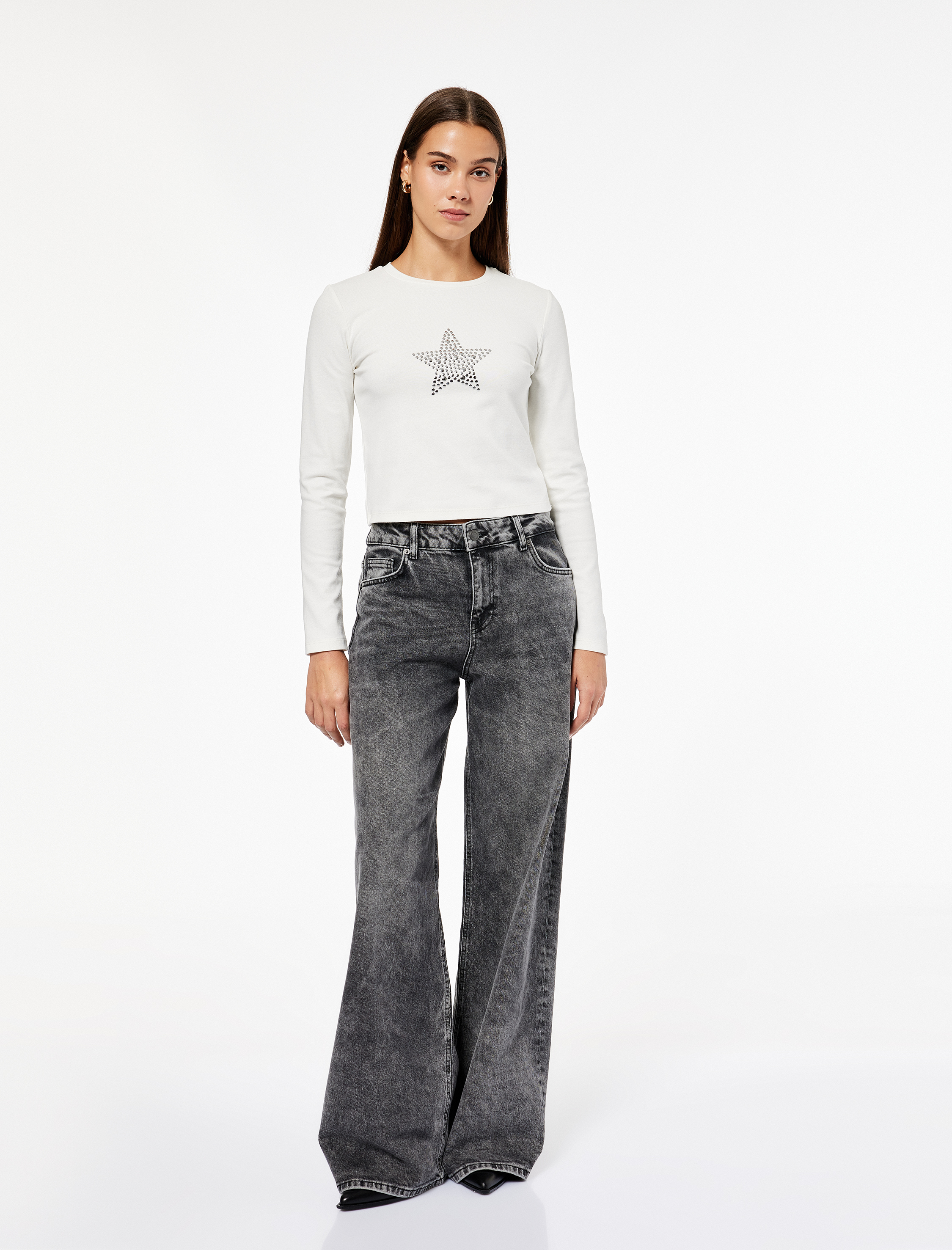 Pamuklu Slim Fit Uzun Kollu Bisiklet Yaka Yıldız İşlemeli Tişört