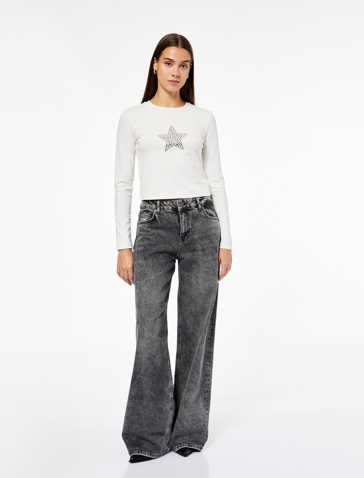  Pamuklu Slim Fit Uzun Kollu Bisiklet Yaka Yıldız İşlemeli Tişört