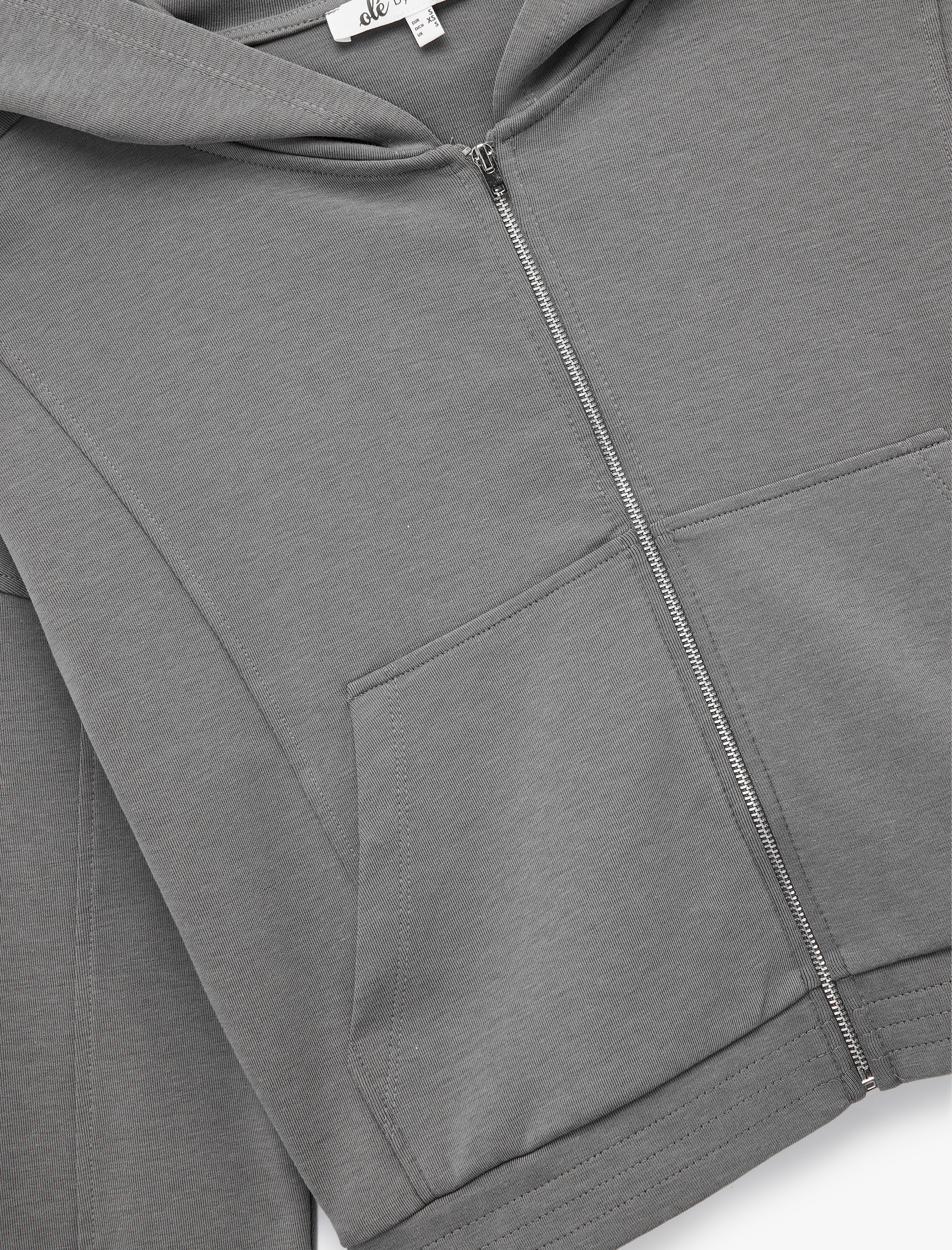   Rahat Kalıp Kanguru Cepli Fermuarlı Yıkamalı Kapüşonlu Crop Sweatshirt