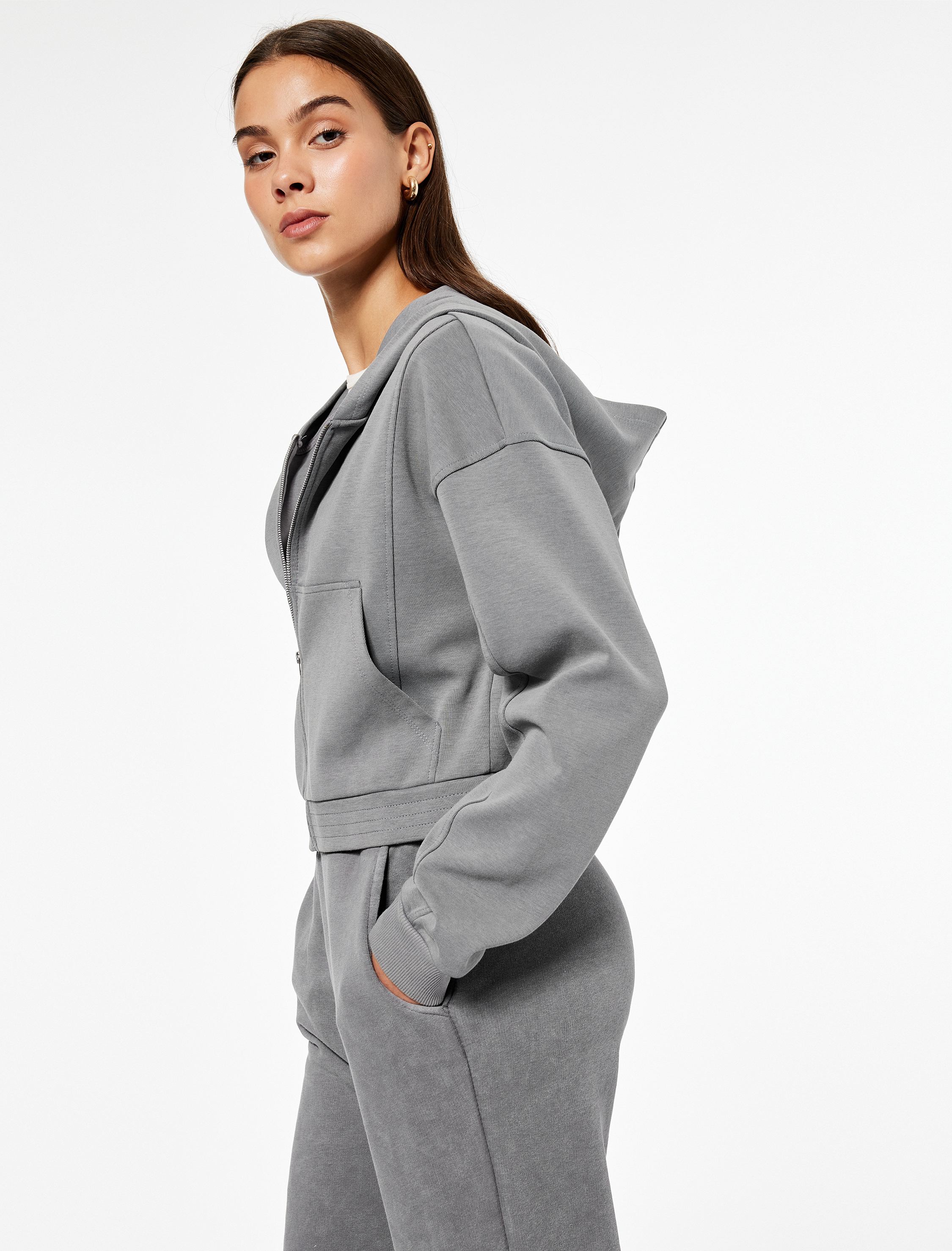   Rahat Kalıp Kanguru Cepli Fermuarlı Yıkamalı Kapüşonlu Crop Sweatshirt