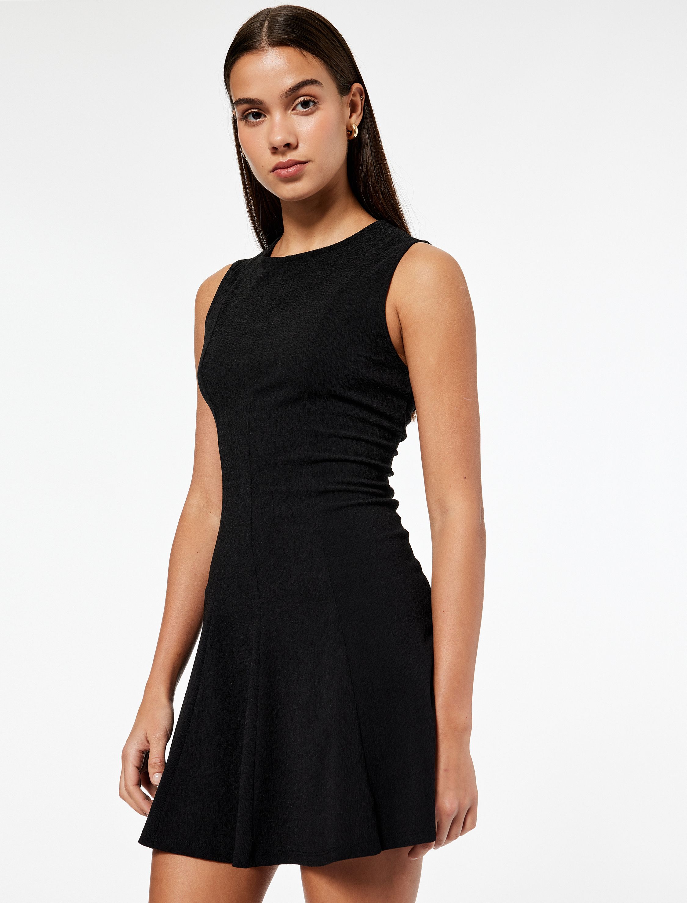   Slim Fit Kolsuz Bisiklet Yaka Mini Elbise