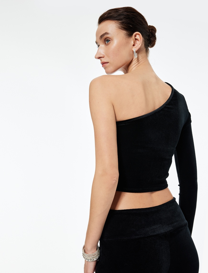 Siyah Kadın Slim Fit Asimetrik Yaka Uzun Kollu Crop Tek Omuz