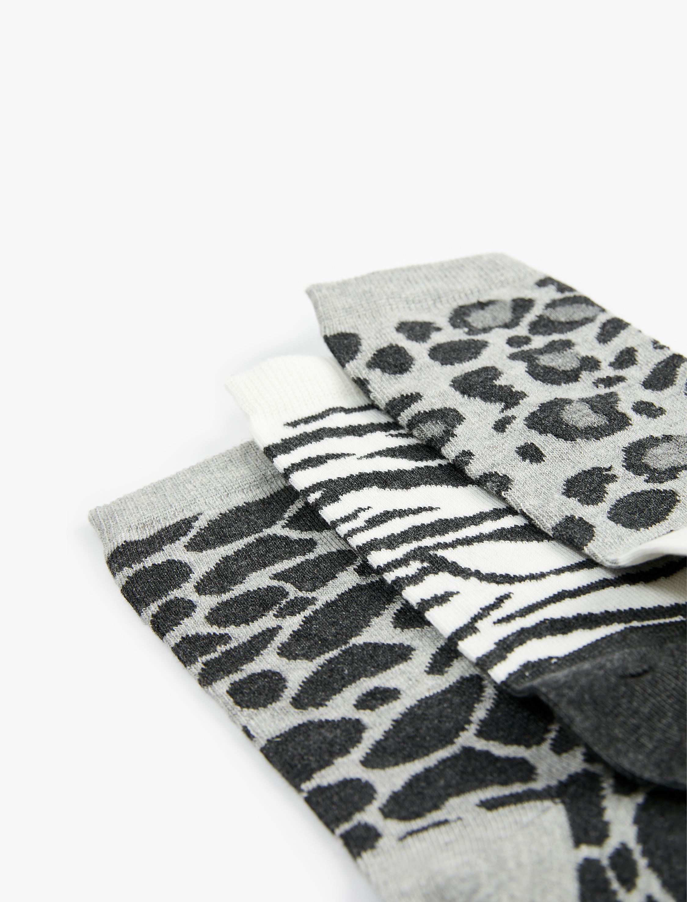  Kadın Leopar Desenli 3'lü Soket Çorap Seti